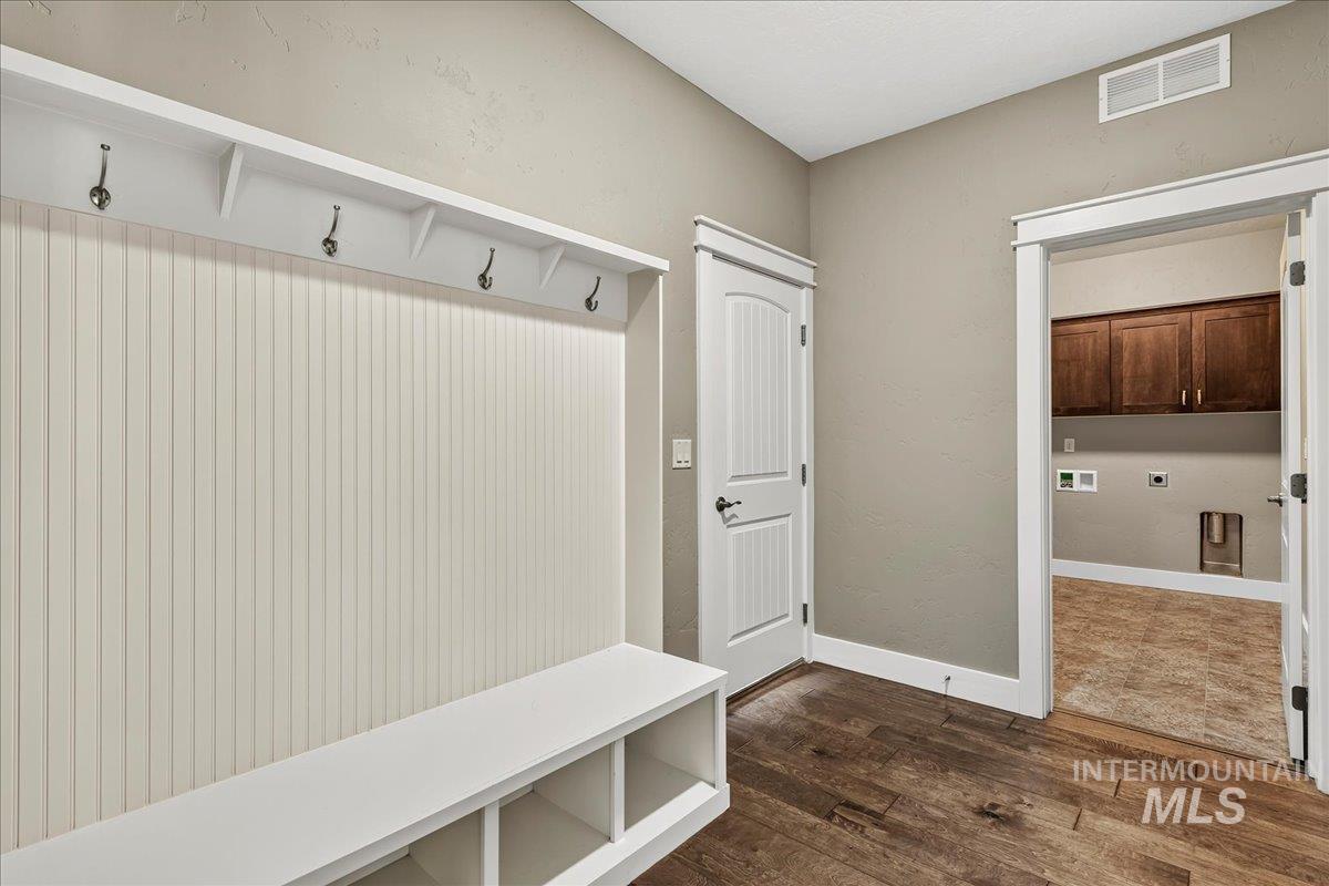 8848 W Ben Street Property Photo 33