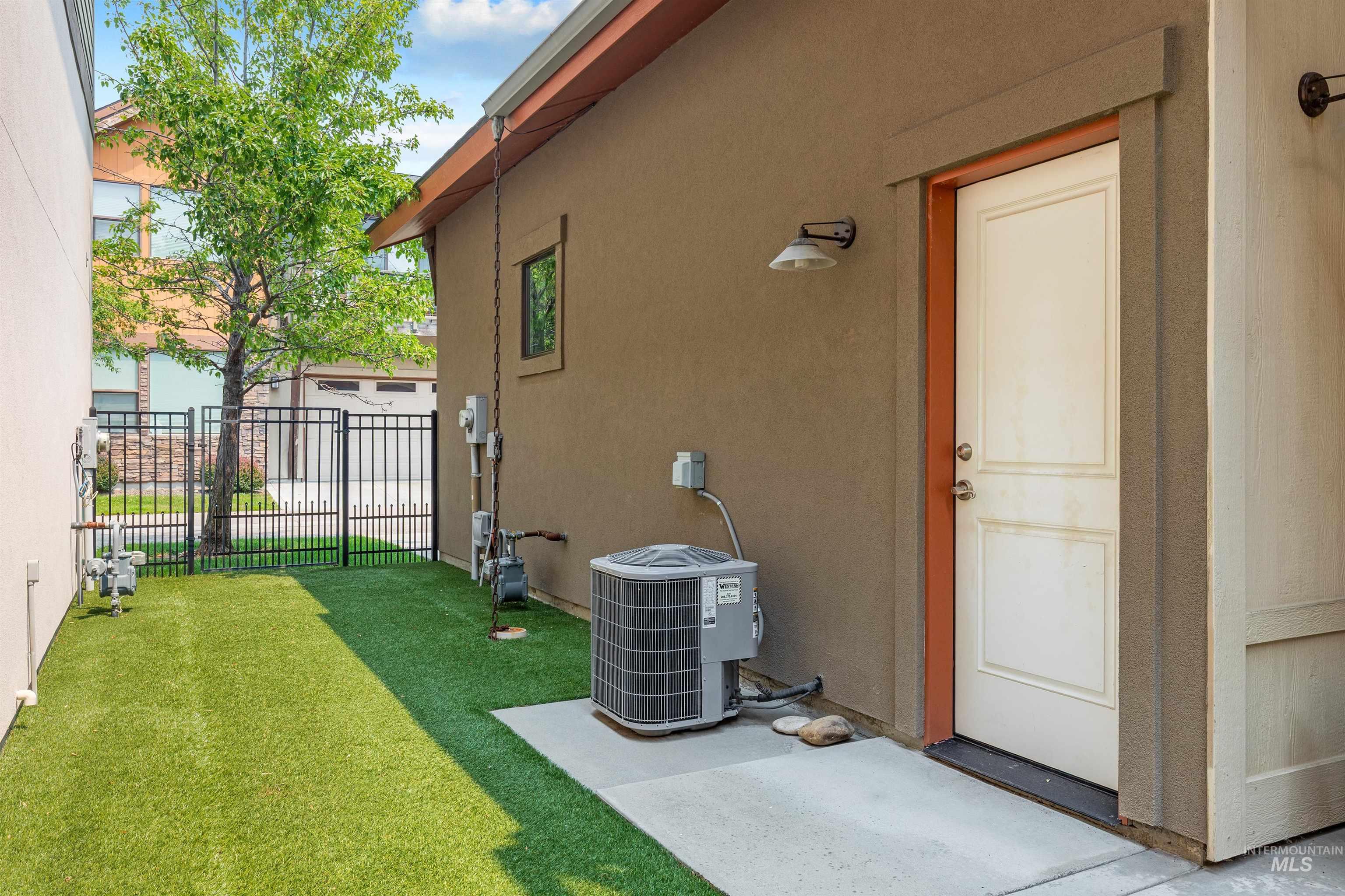 1166 E Lone Shore Drive Property Photo 32