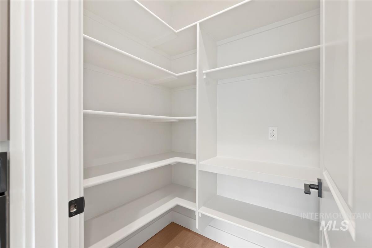 2166 E Rodeo St. Property Photo 15