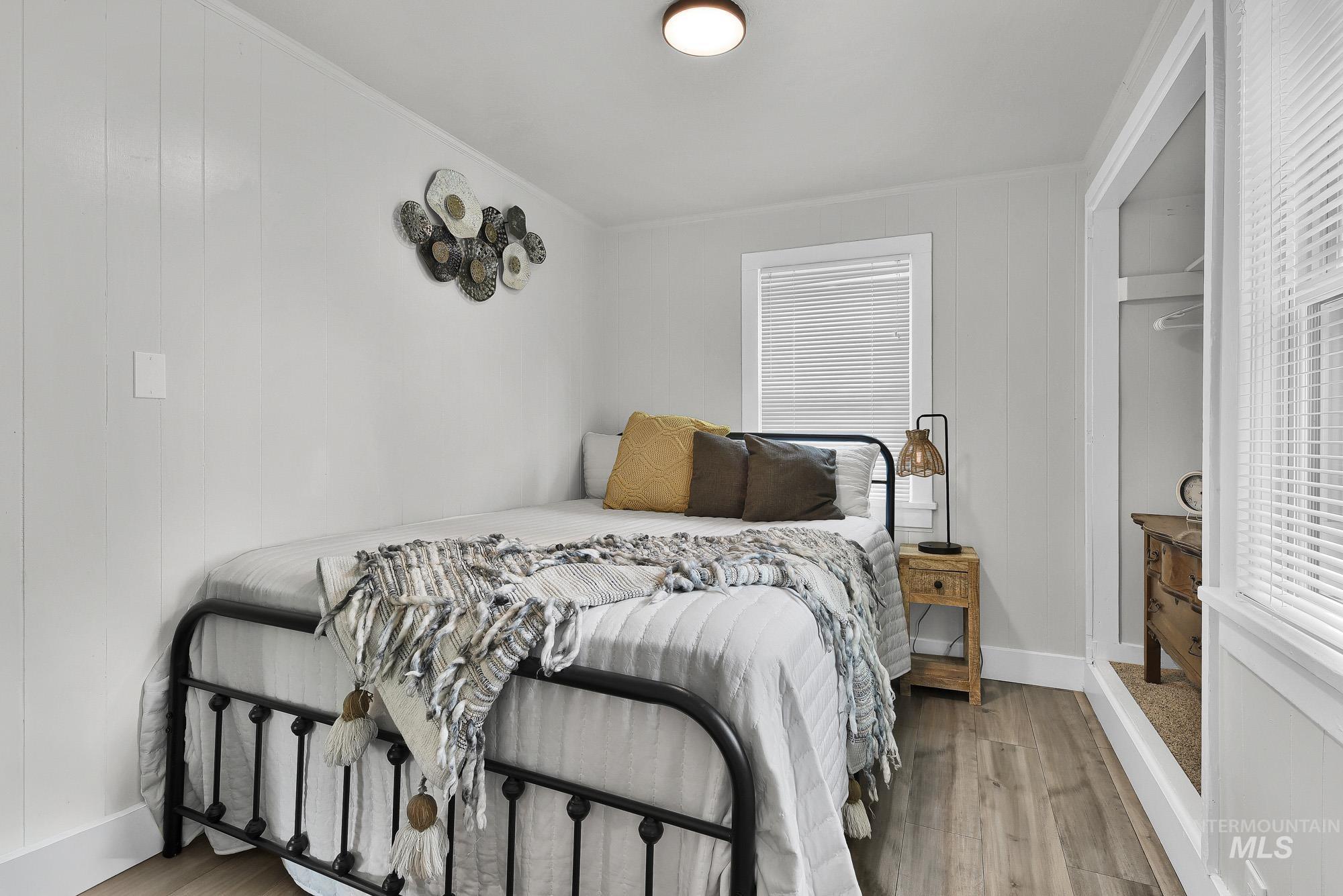 221 Hudson Avenue Property Photo 15