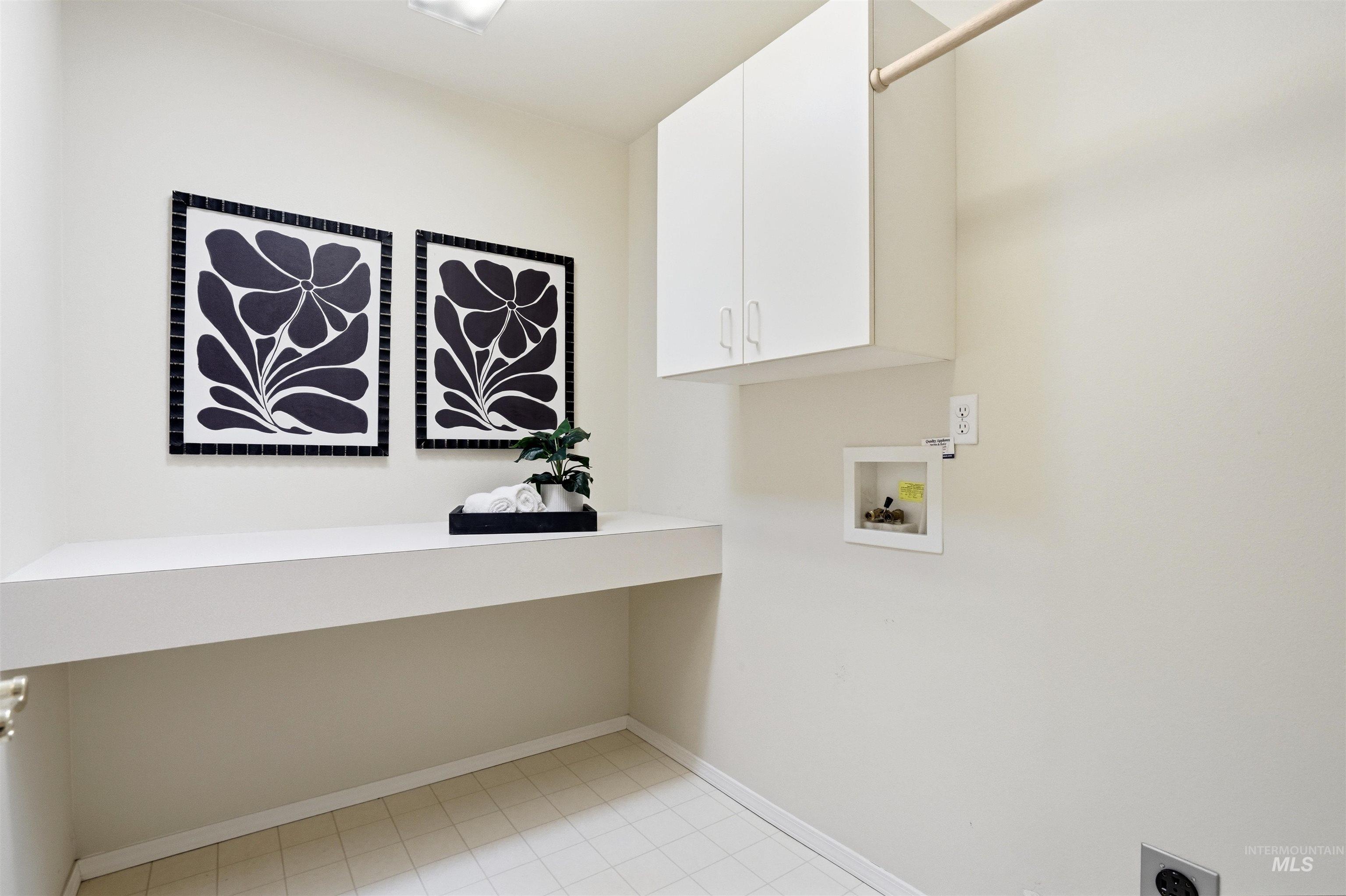 1884 N Buena Vista Ave. Property Photo 10