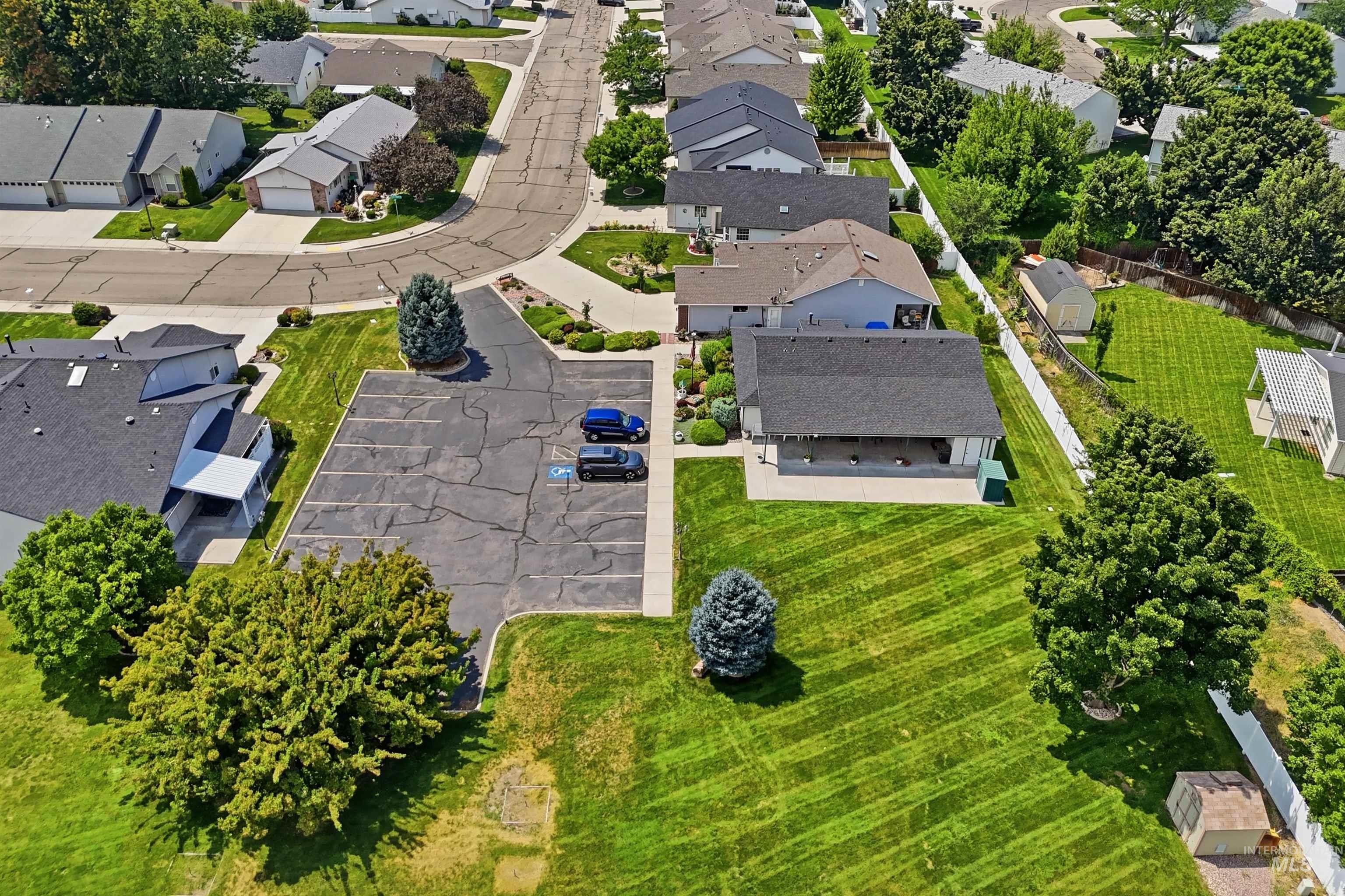 1884 N Buena Vista Ave. Property Photo 16