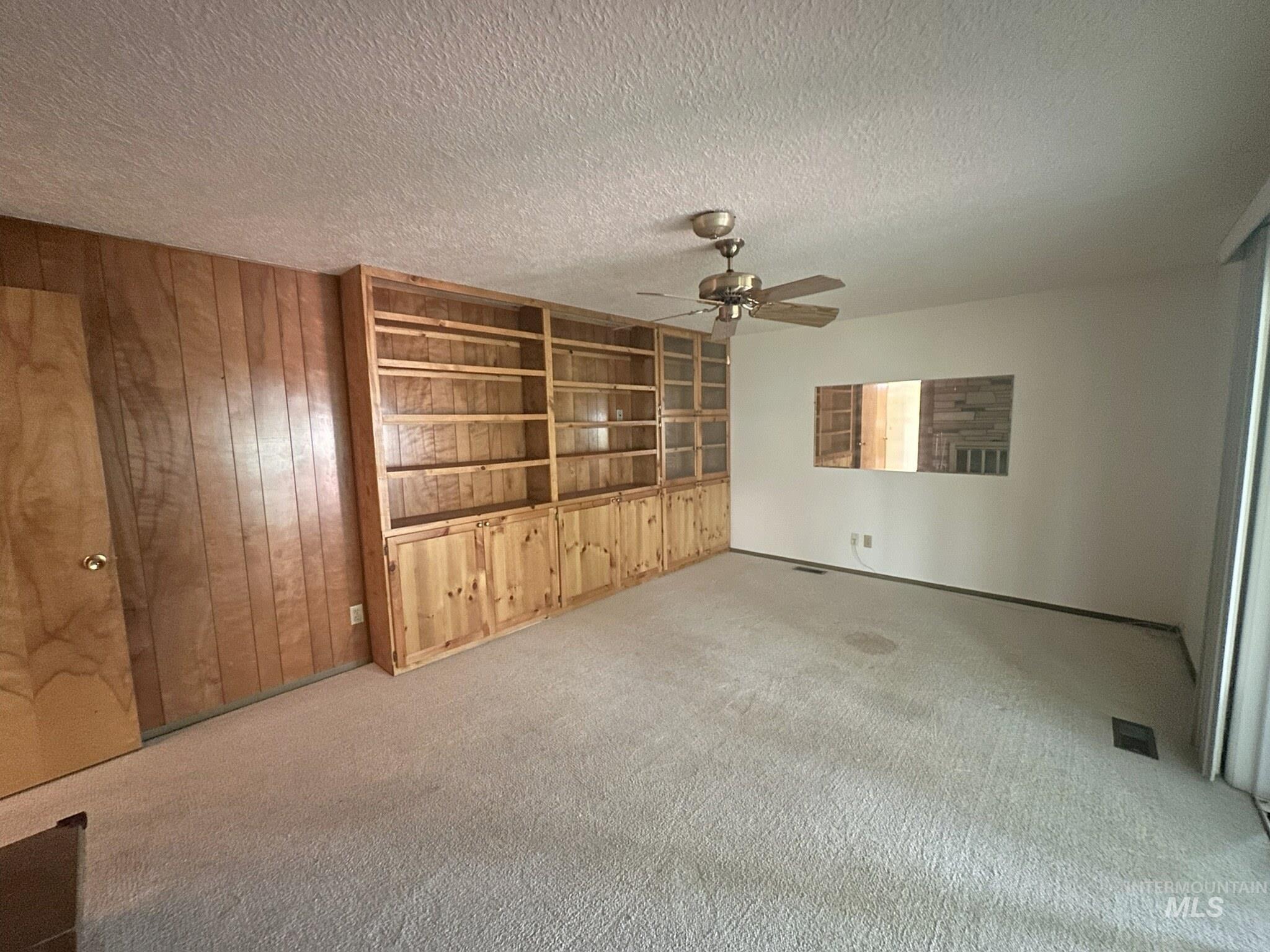 4821 N Parkwood Property Photo 10
