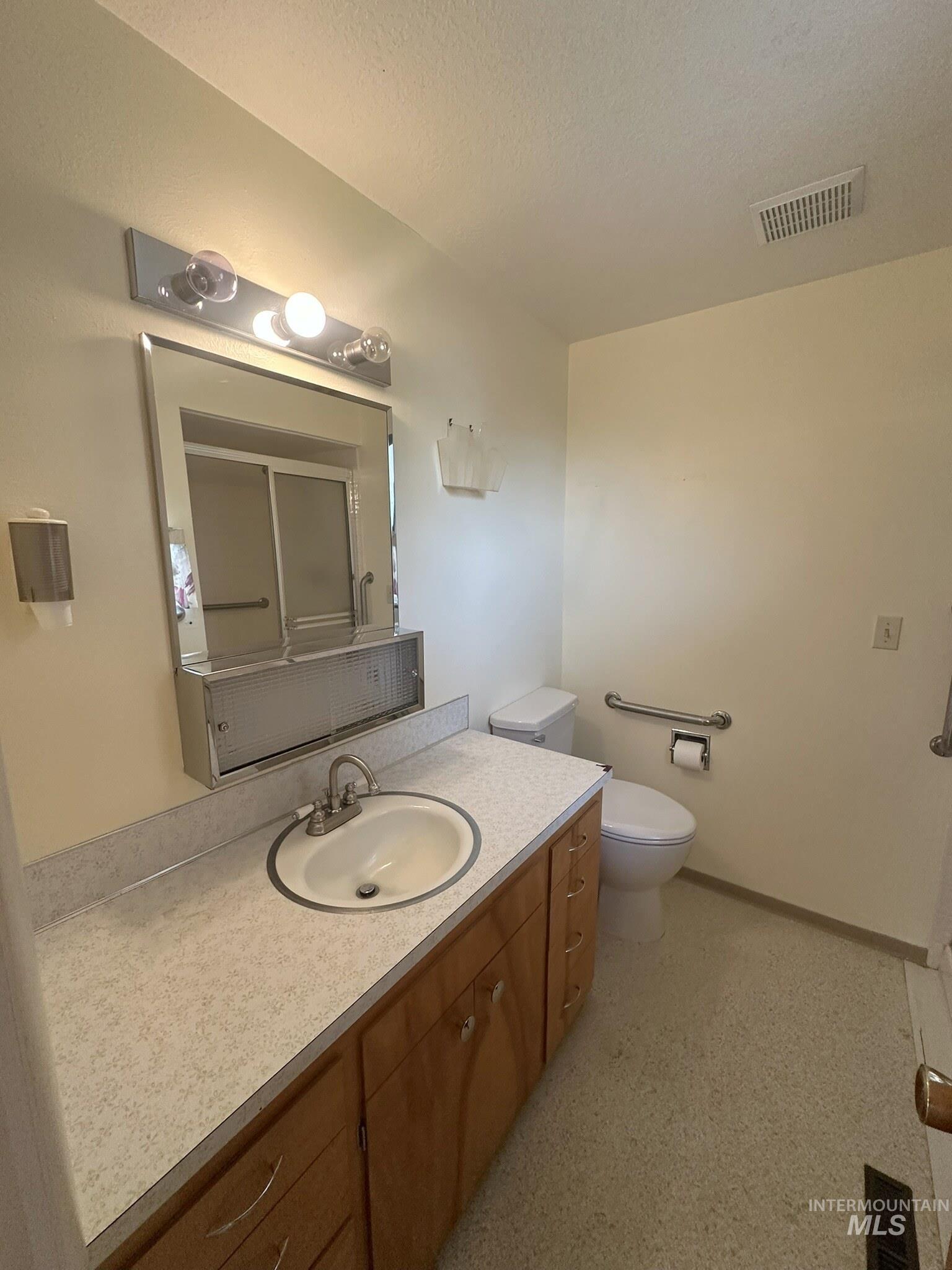 4821 N Parkwood Property Photo 14