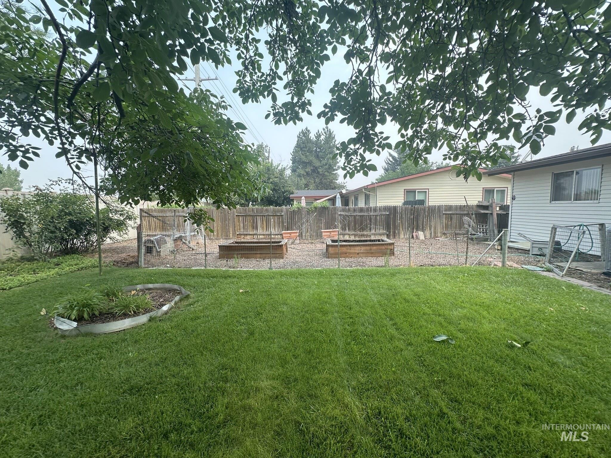 4821 N Parkwood Property Photo 31