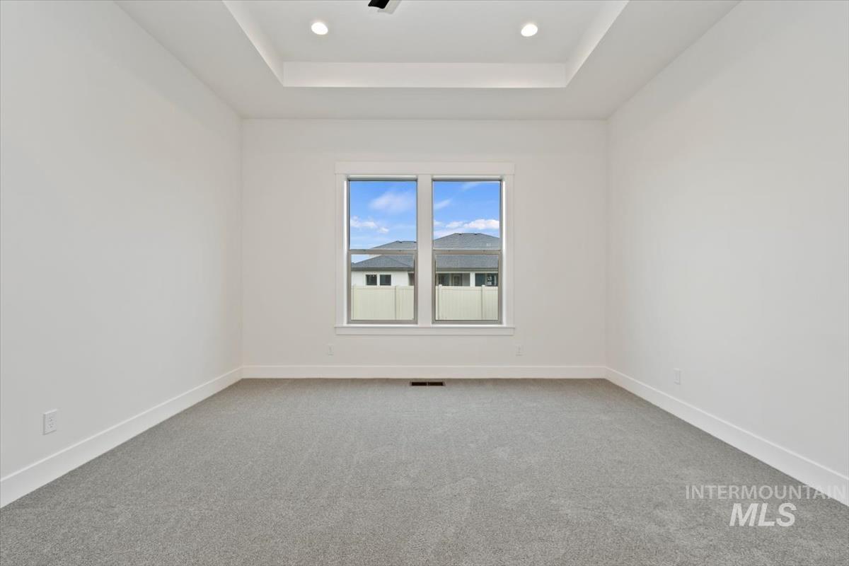 2090 N Ryde Ave. Property Photo 22