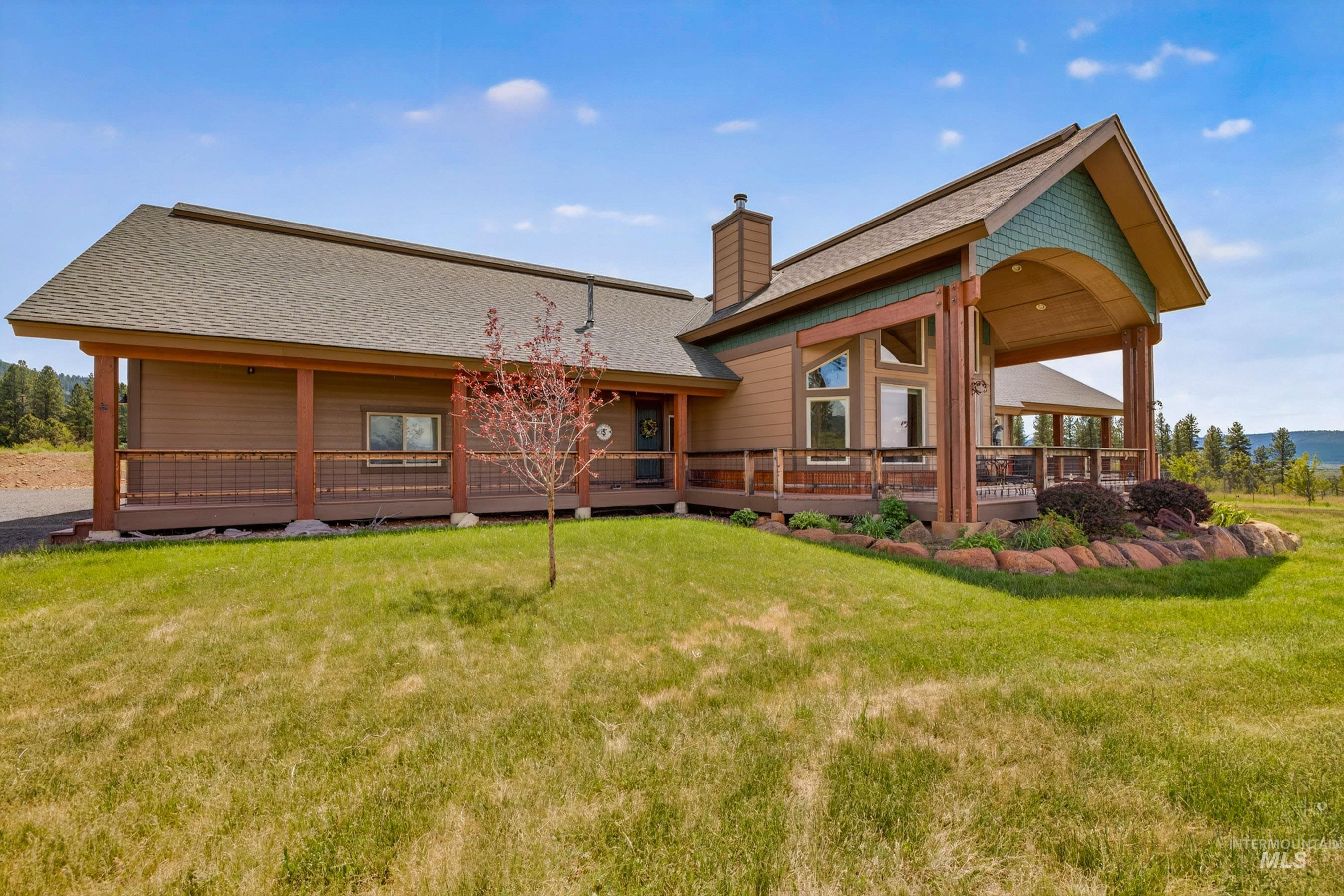 3202 Canyon Creek Way Property Photo 4