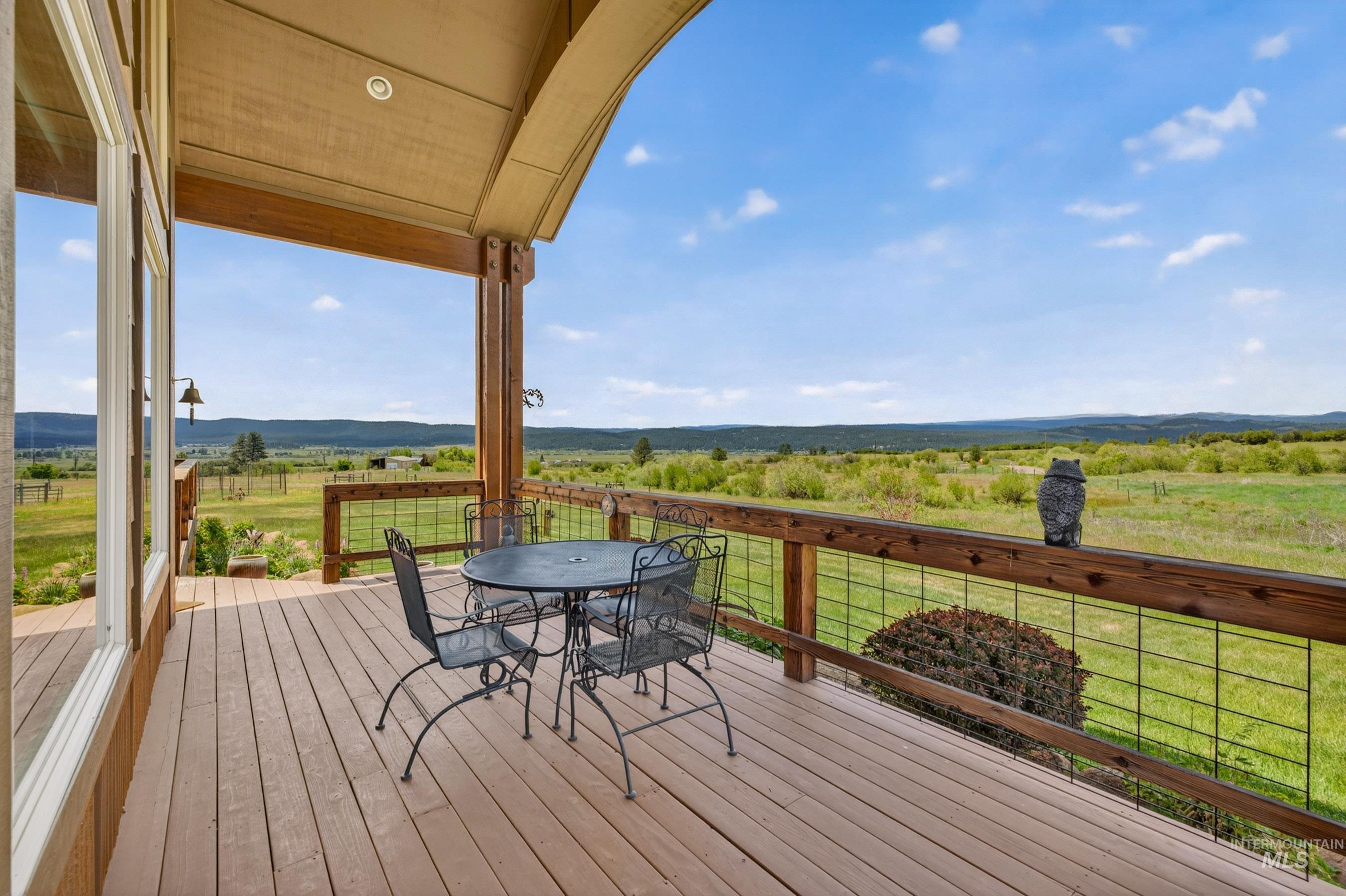 3202 Canyon Creek Way Property Photo 5