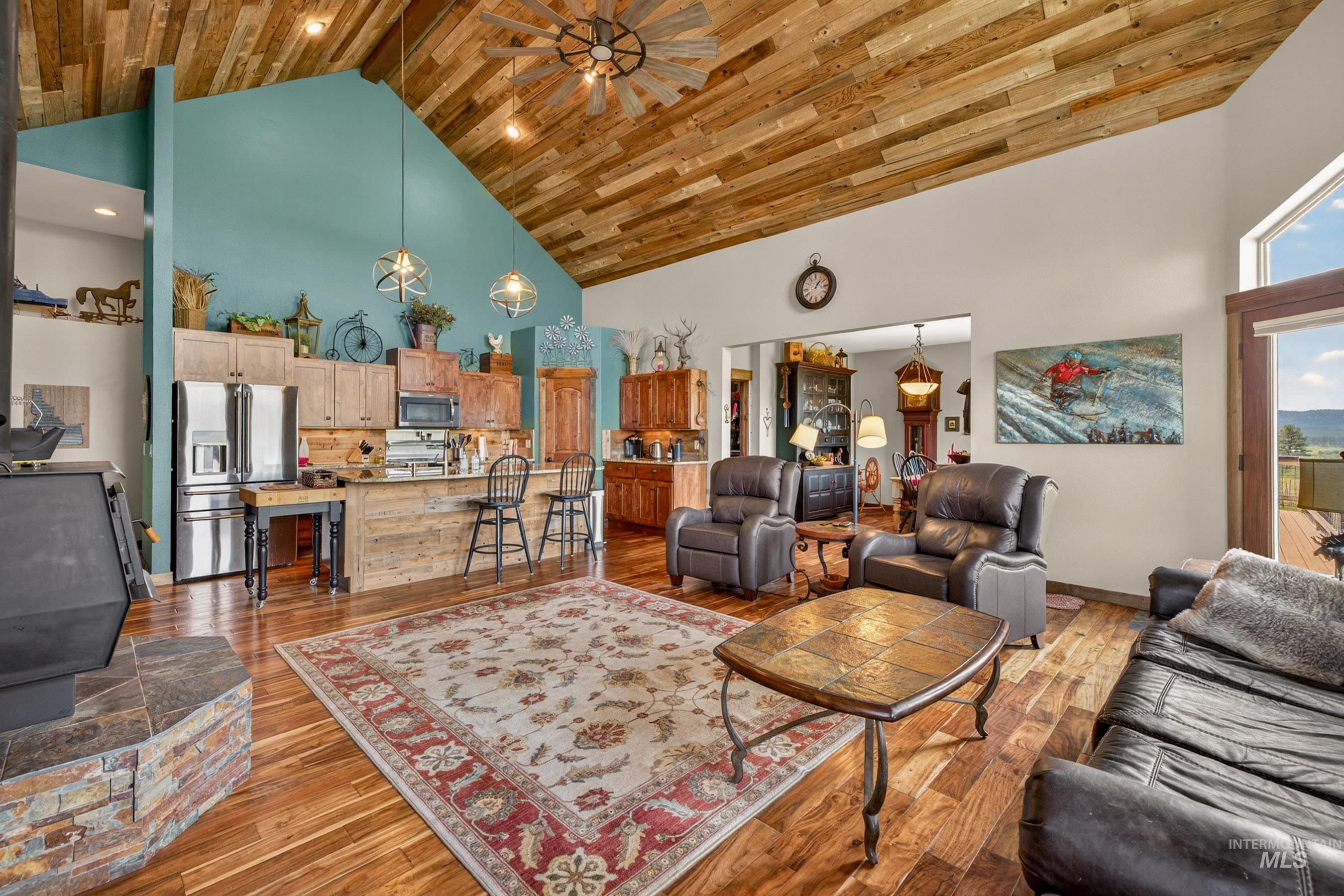 3202 Canyon Creek Way Property Photo 15