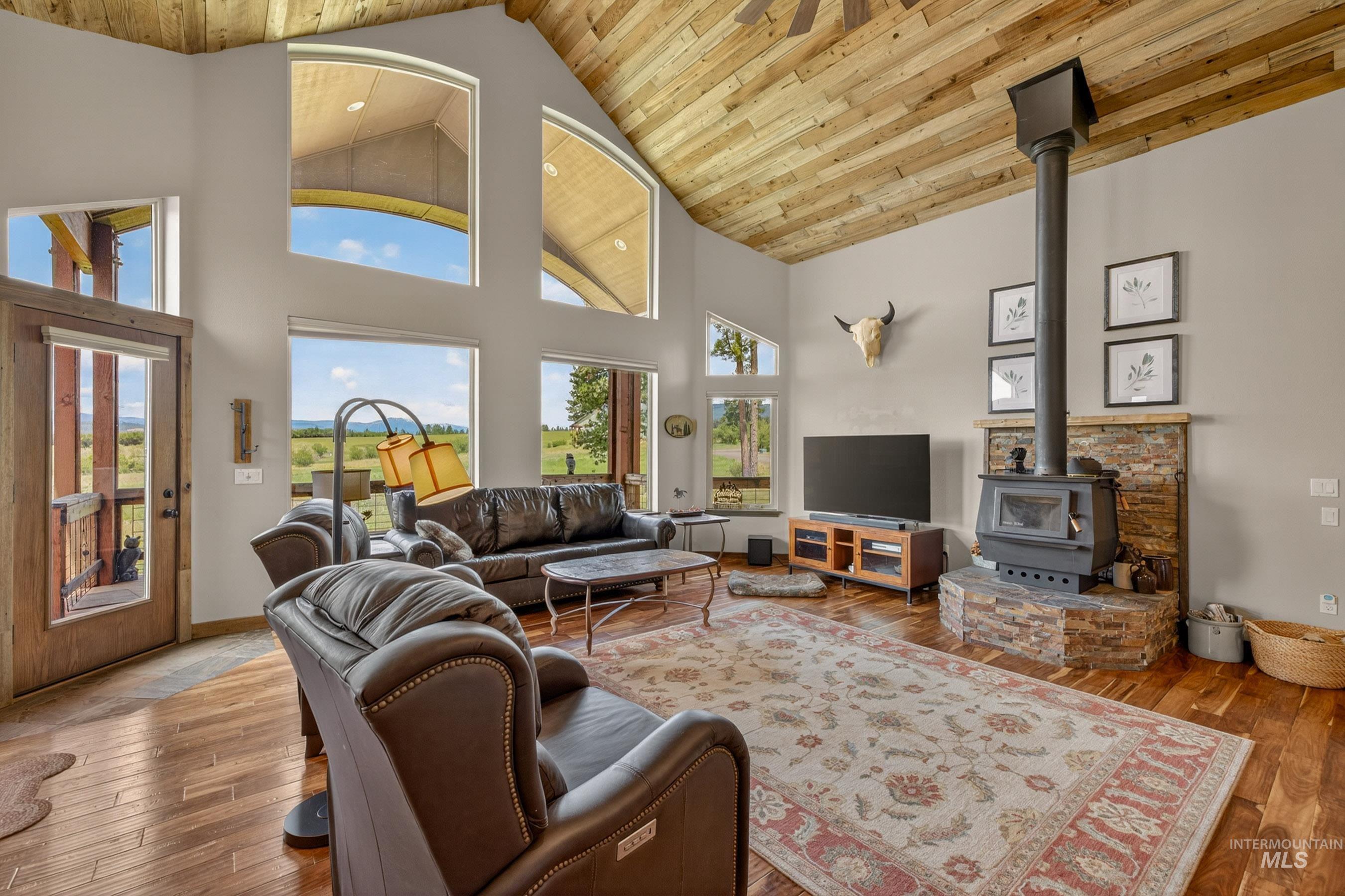 3202 Canyon Creek Way Property Photo 18