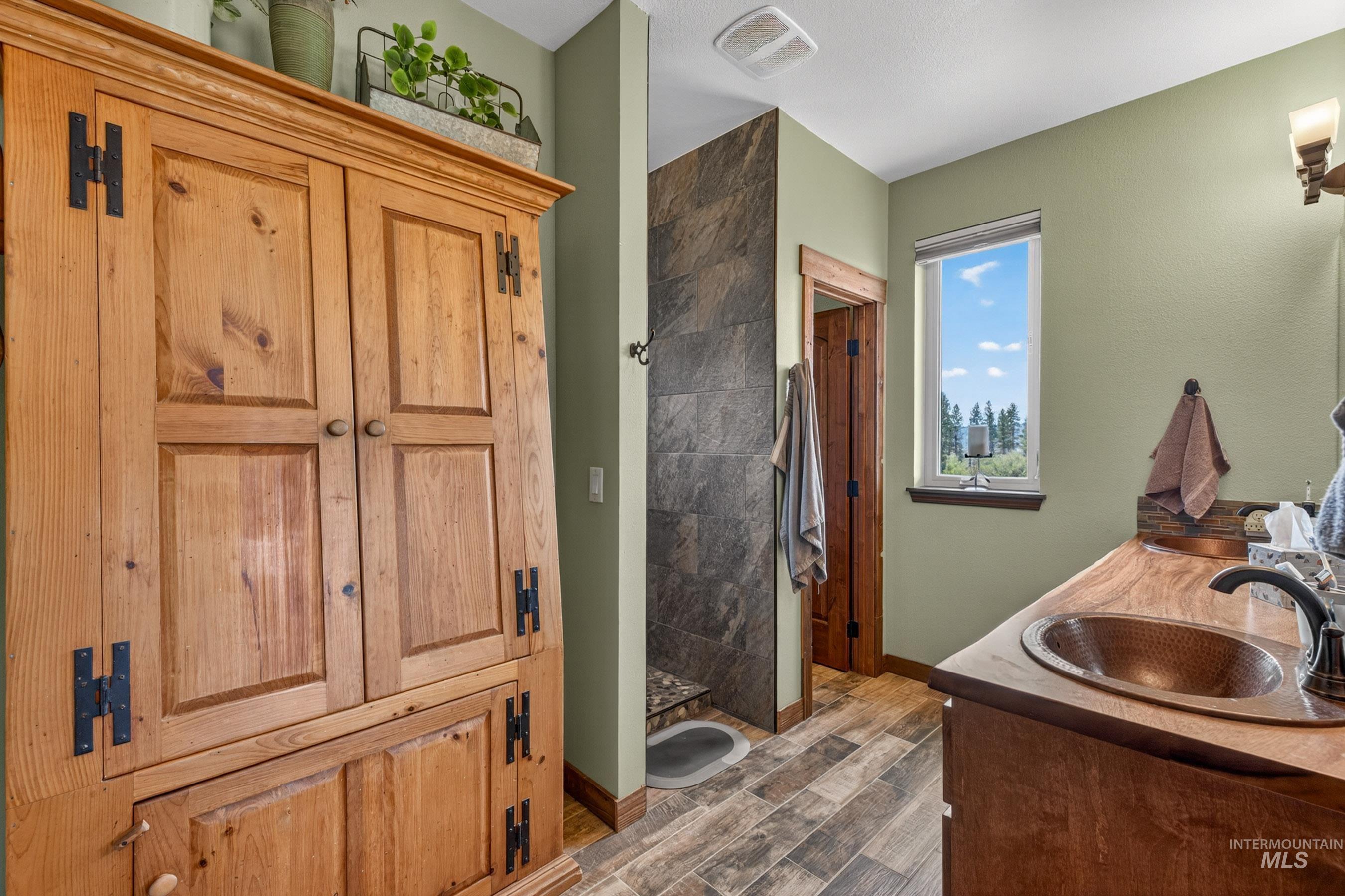 3202 Canyon Creek Way Property Photo 28