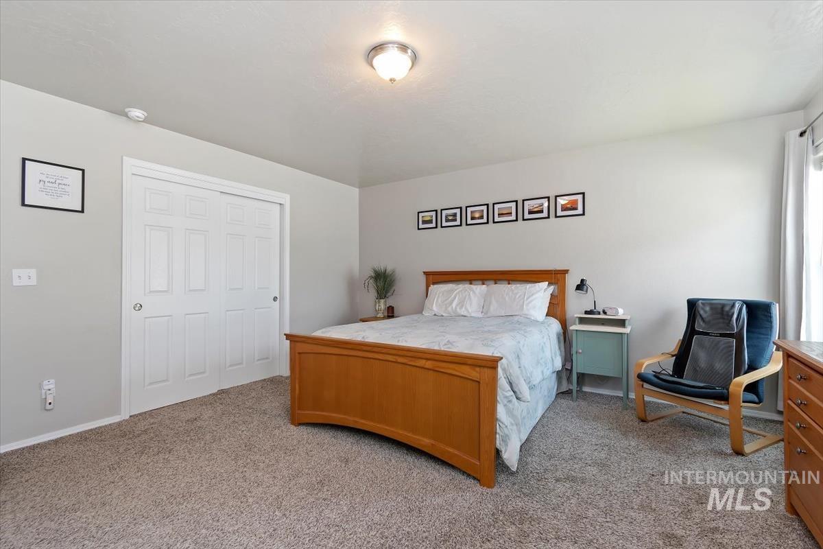 1746 E Deerhill Dr Property Photo 11