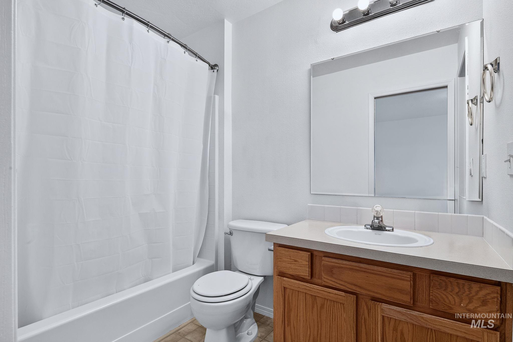 3308 Coachman Ct Property Photo 13