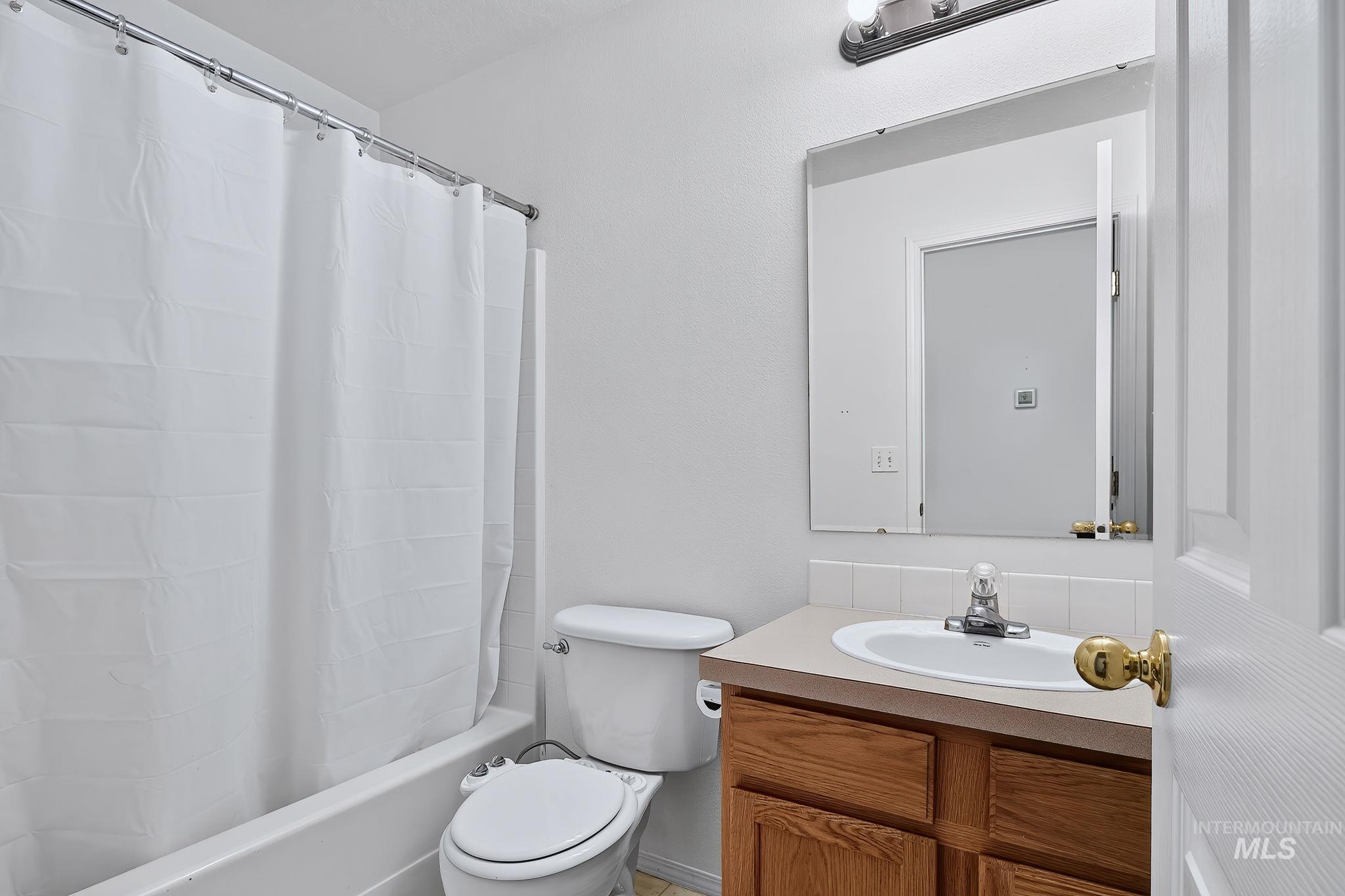 3308 Coachman Ct Property Photo 20