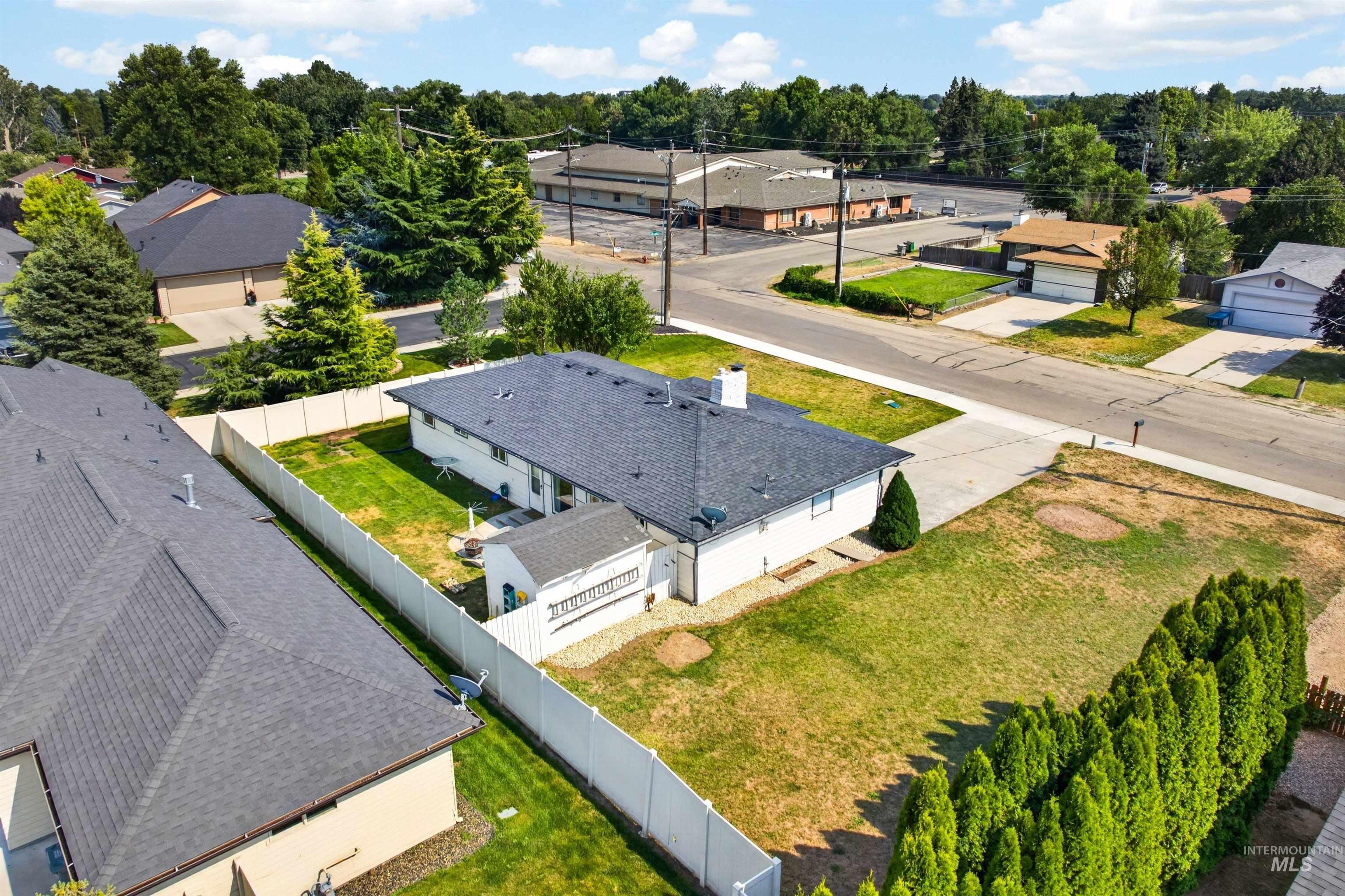 7100 W Poplar Street Property Photo 48