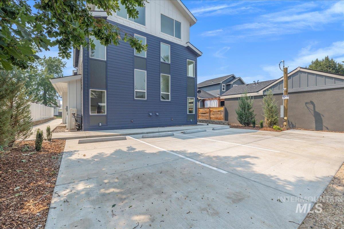 2810 W Bannock St Property Photo 45
