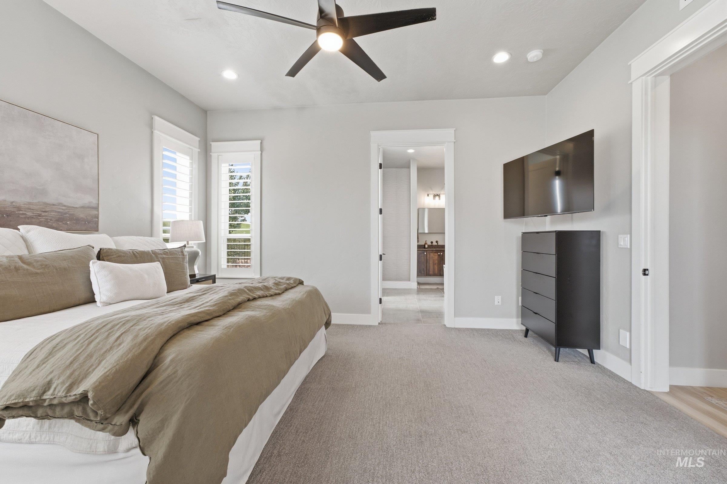 1315 N Big Star Place Property Photo 13