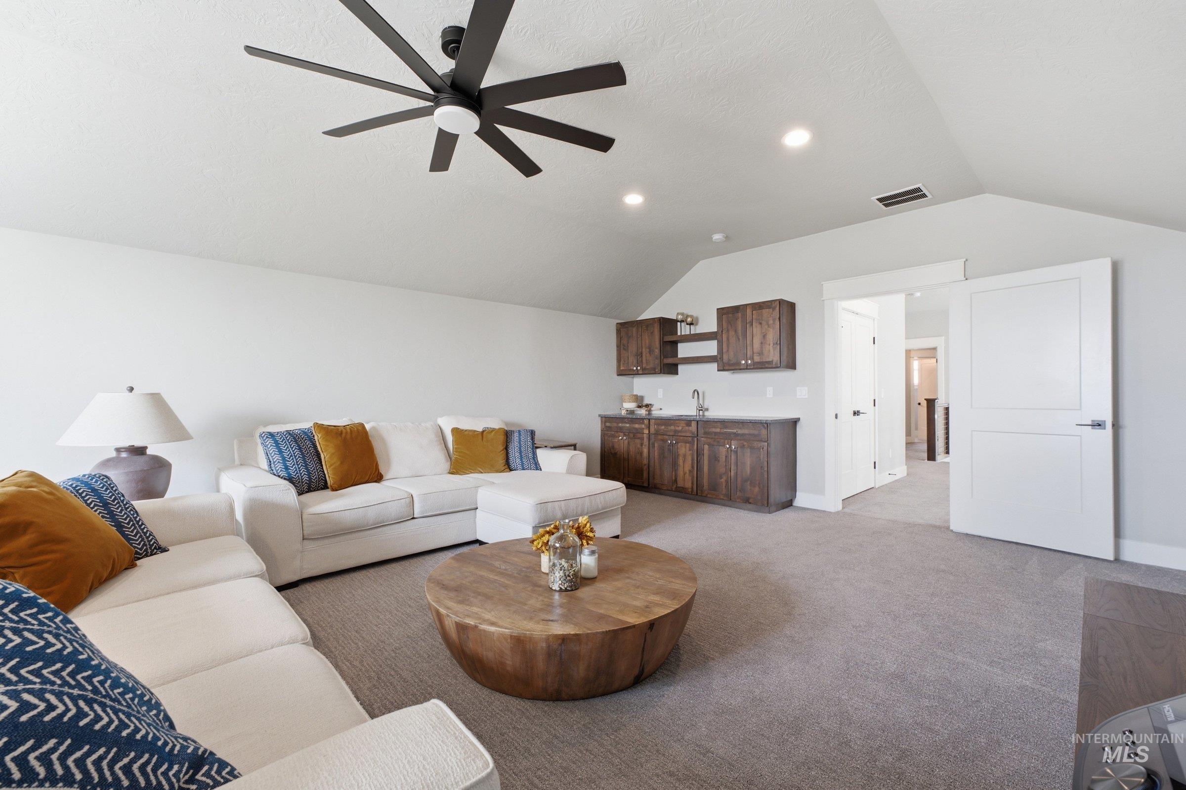 1315 N Big Star Place Property Photo 27