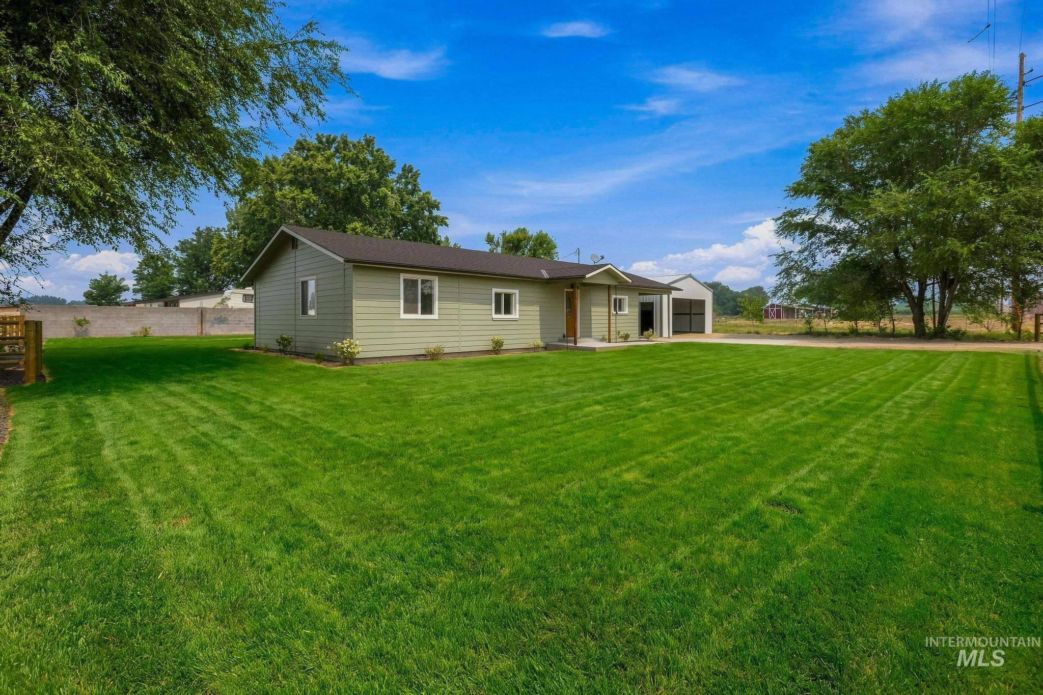 14666 Willis Rd Property Photo 2