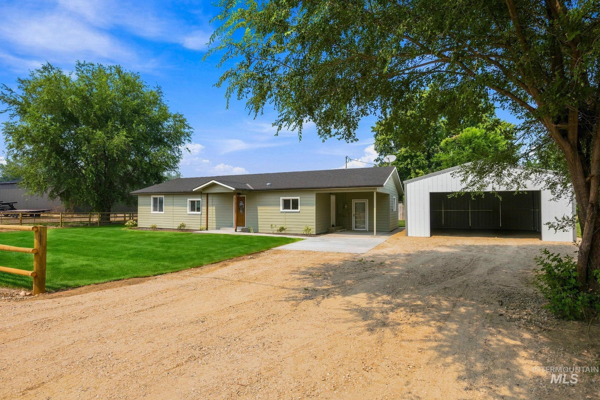 14666 Willis Rd Property Photo 4