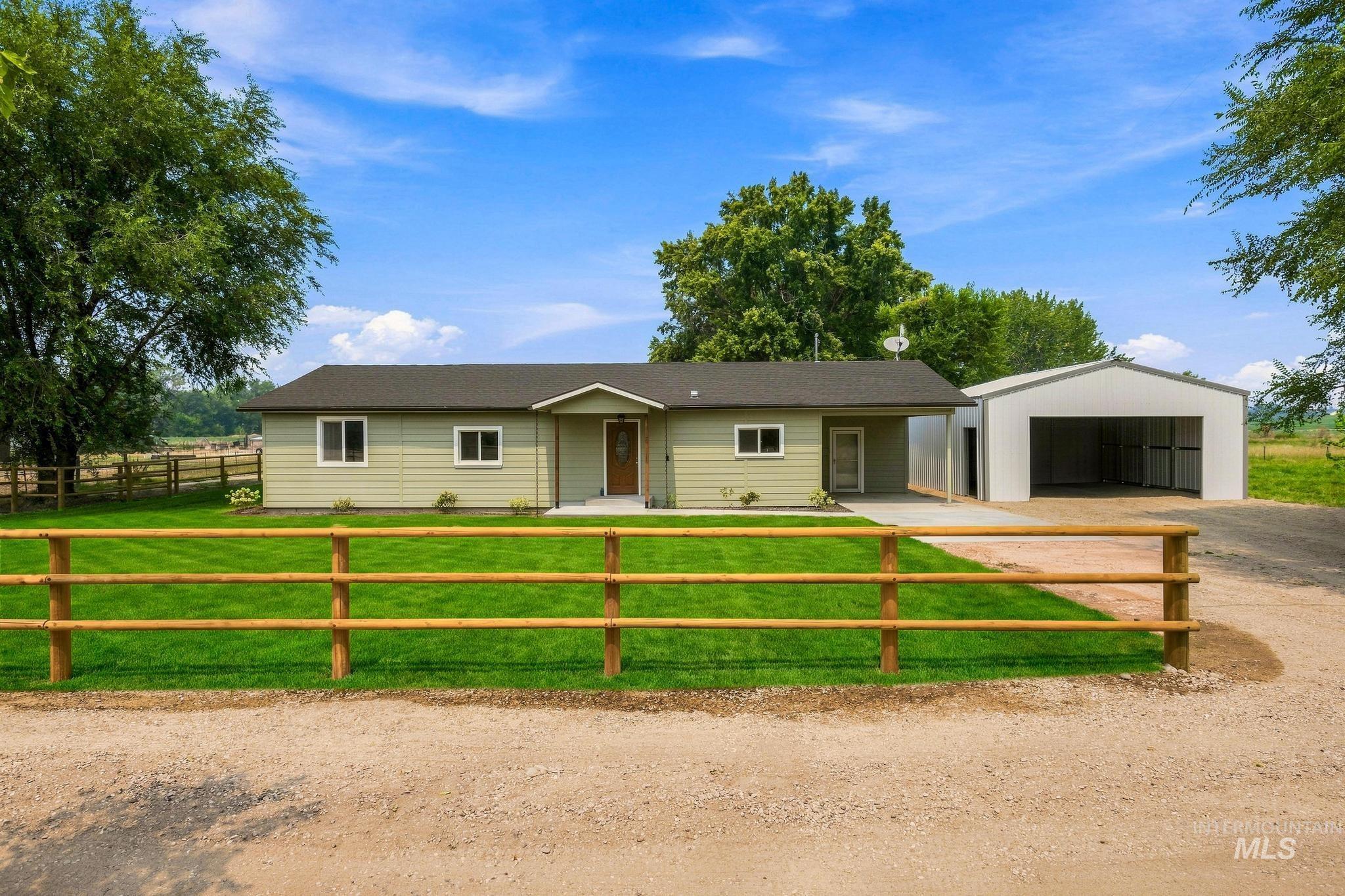 14666 Willis Rd Property Photo 5