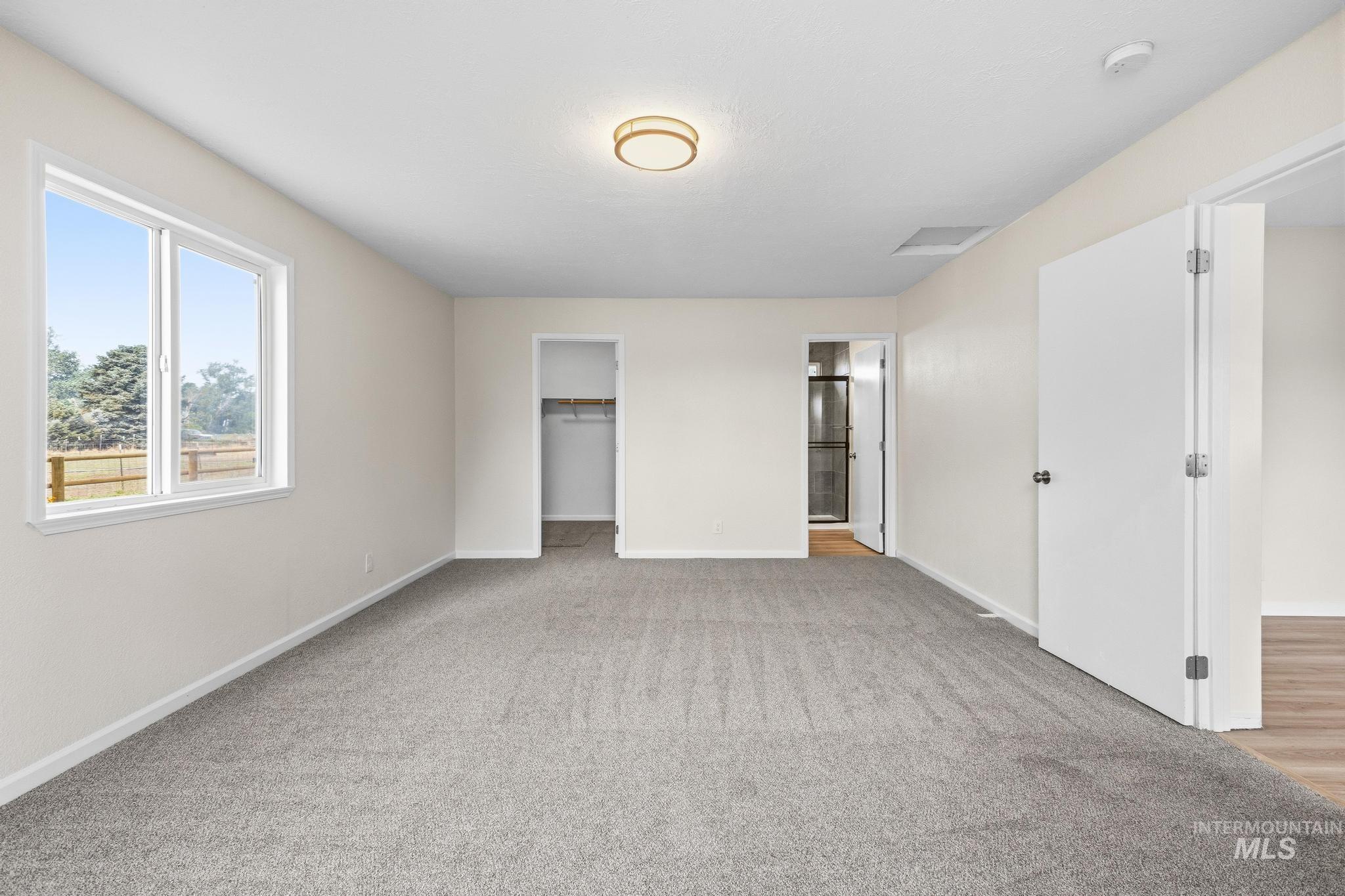 14666 Willis Rd Property Photo 23