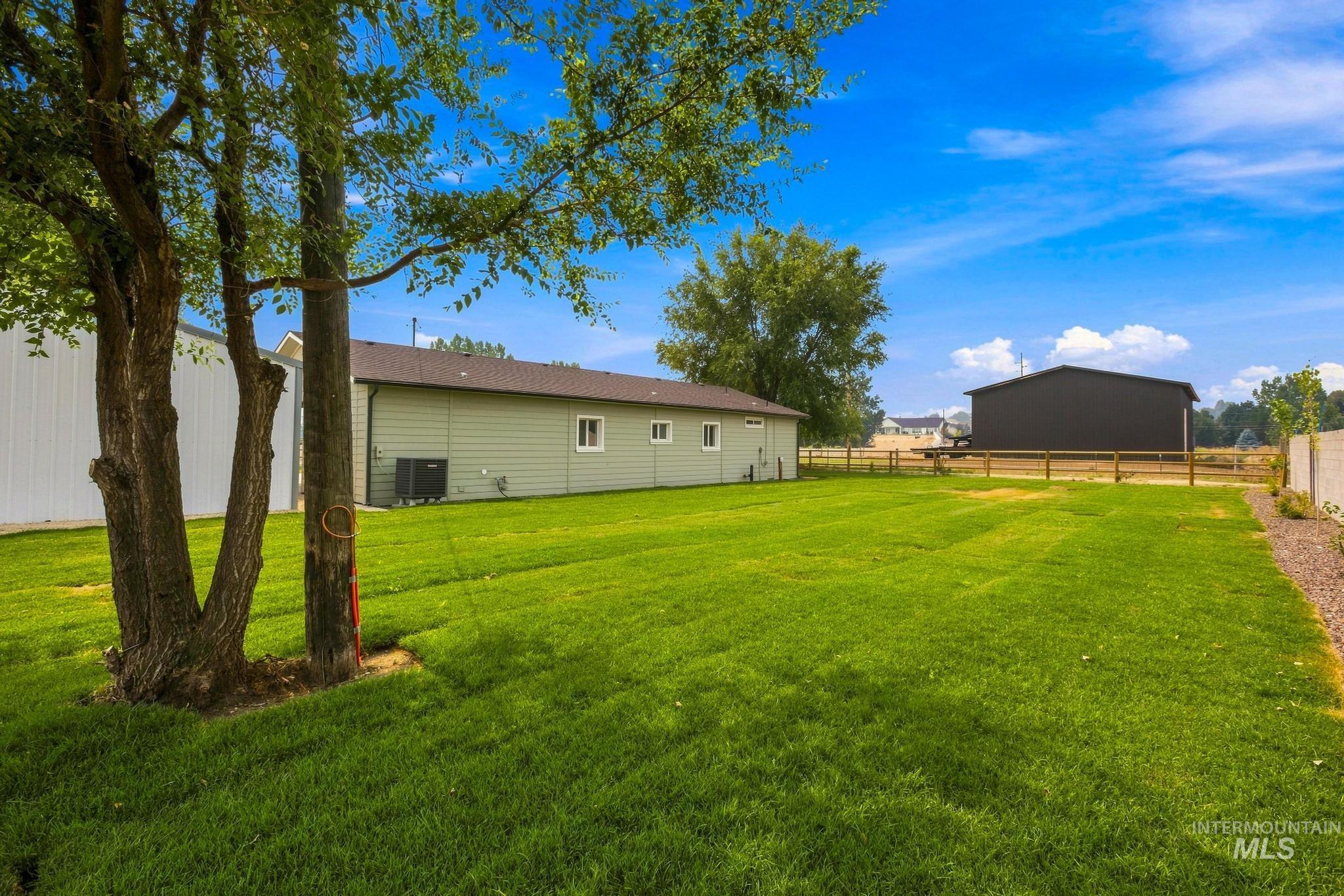 14666 Willis Rd Property Photo 35