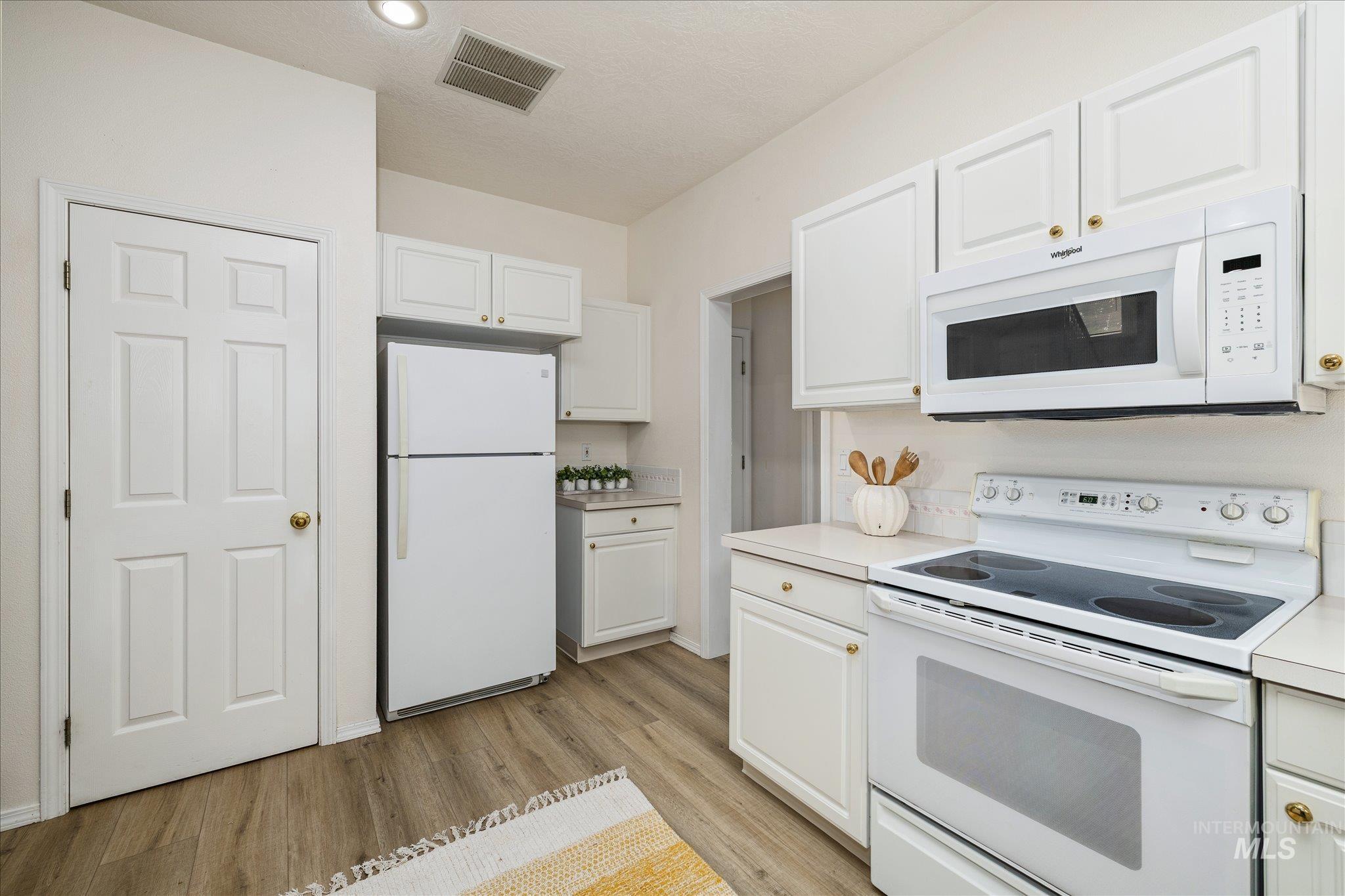 13396 W Bluebonnet Dr Property Photo 14
