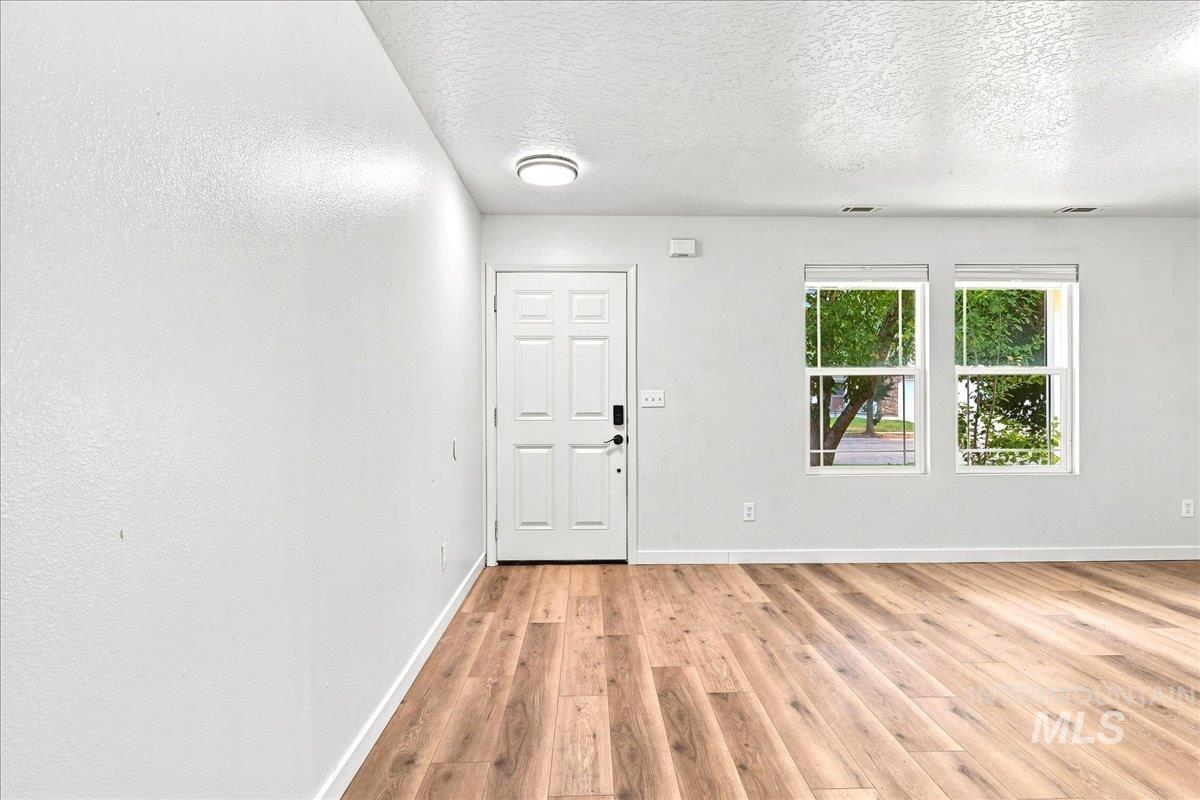 9629 W Bronze Drive Property Photo 7