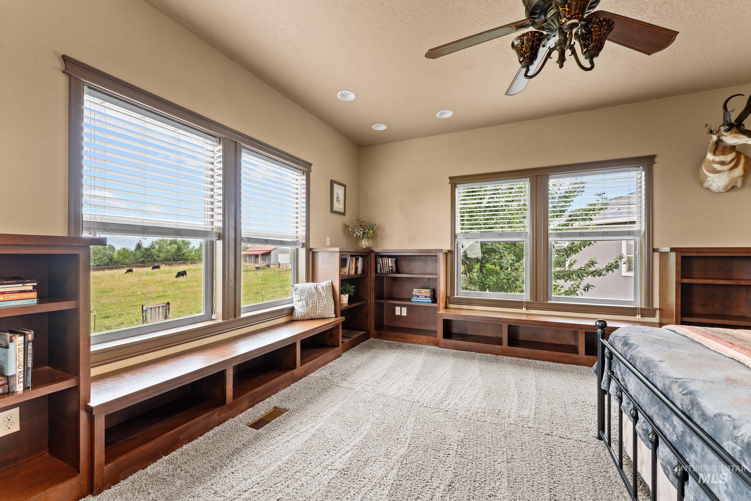 3942 Vista Ridge Ln Property Photo 16
