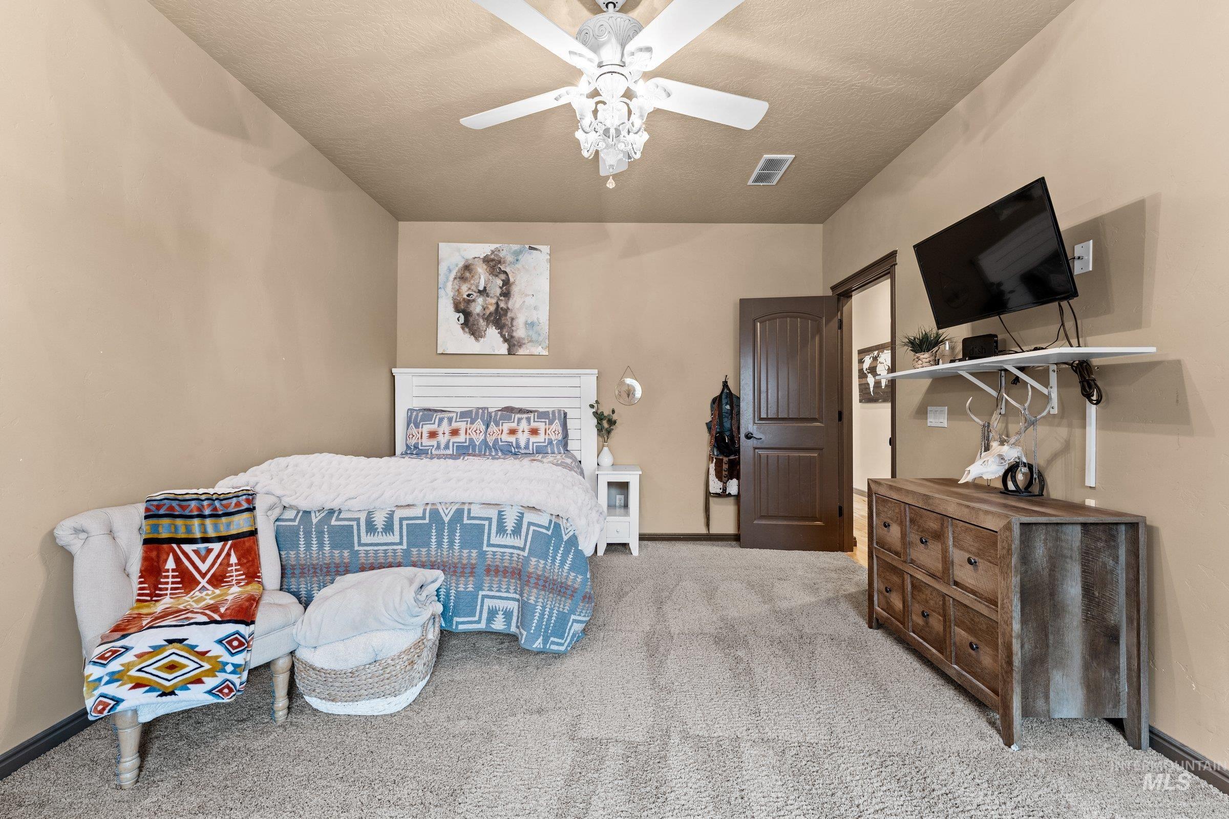 3942 Vista Ridge Ln Property Photo 19