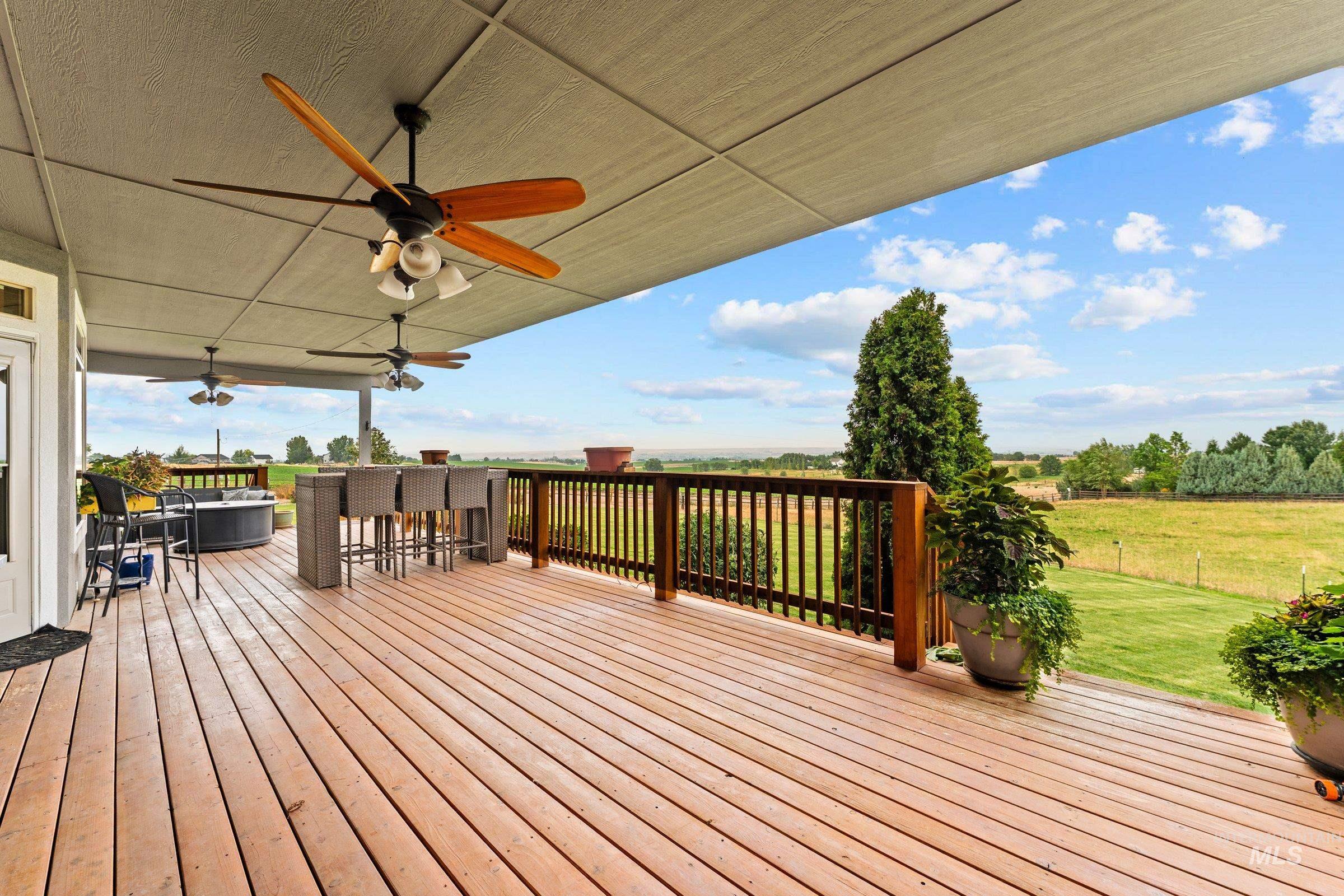 3942 Vista Ridge Ln Property Photo 20