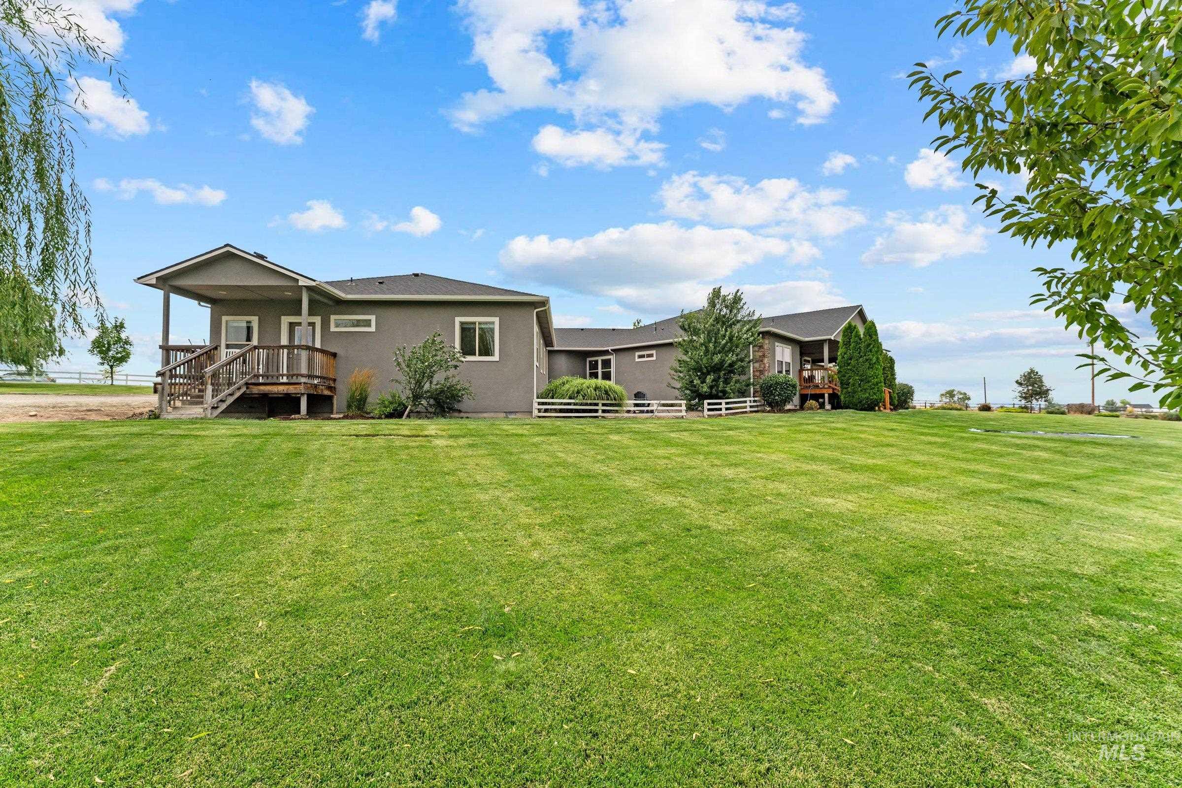 3942 Vista Ridge Ln Property Photo 23