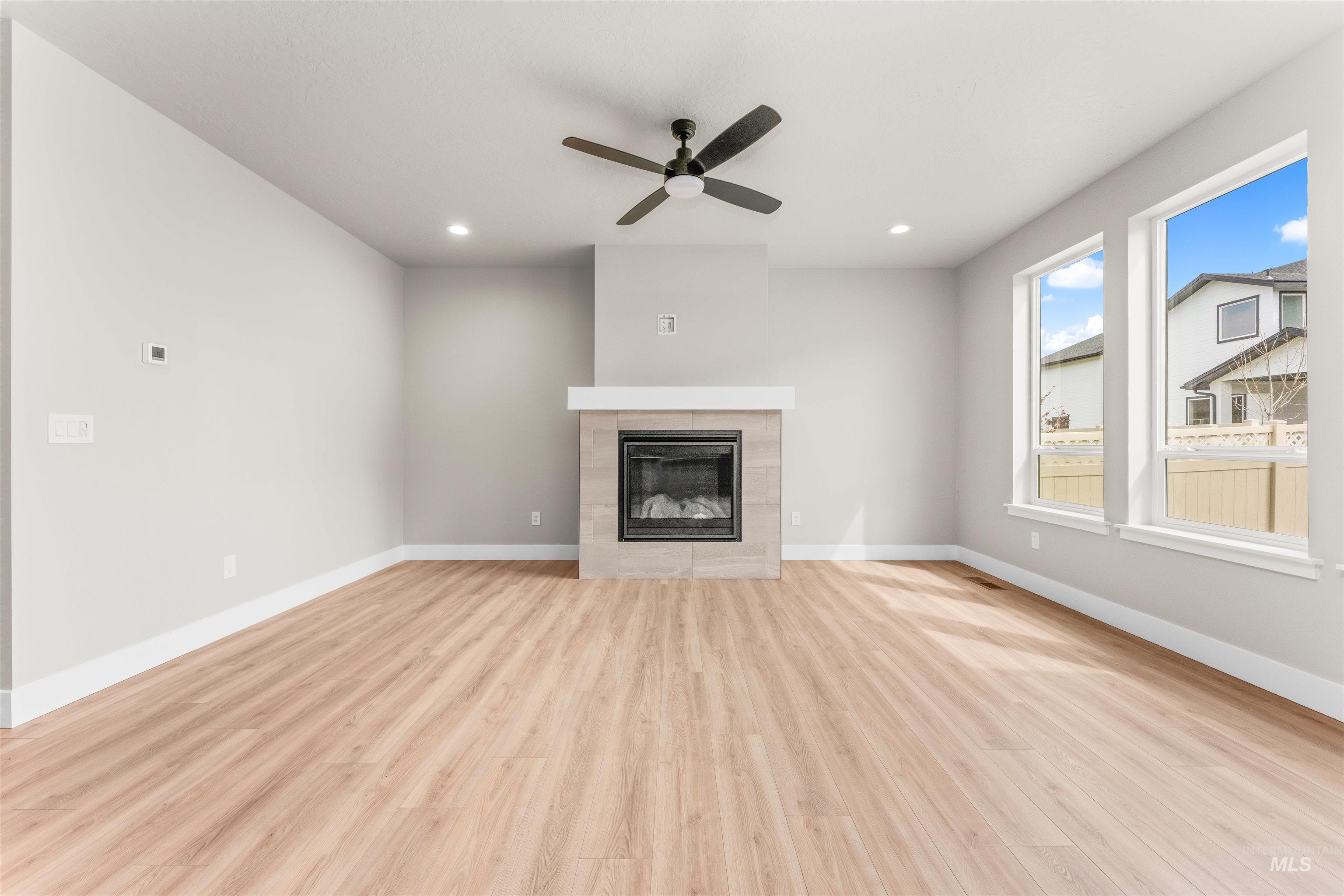 2877 W Jutland Property Photo 3