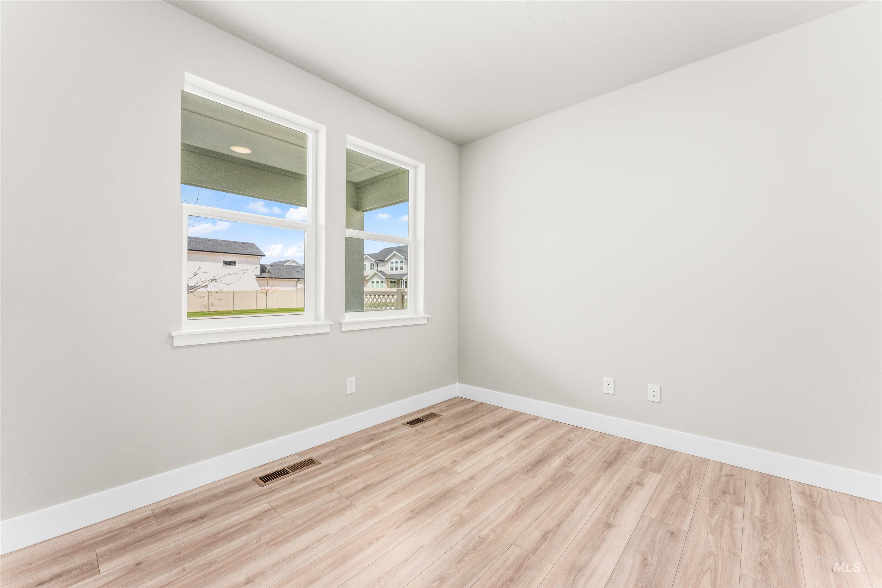 2877 W Jutland Property Photo 15