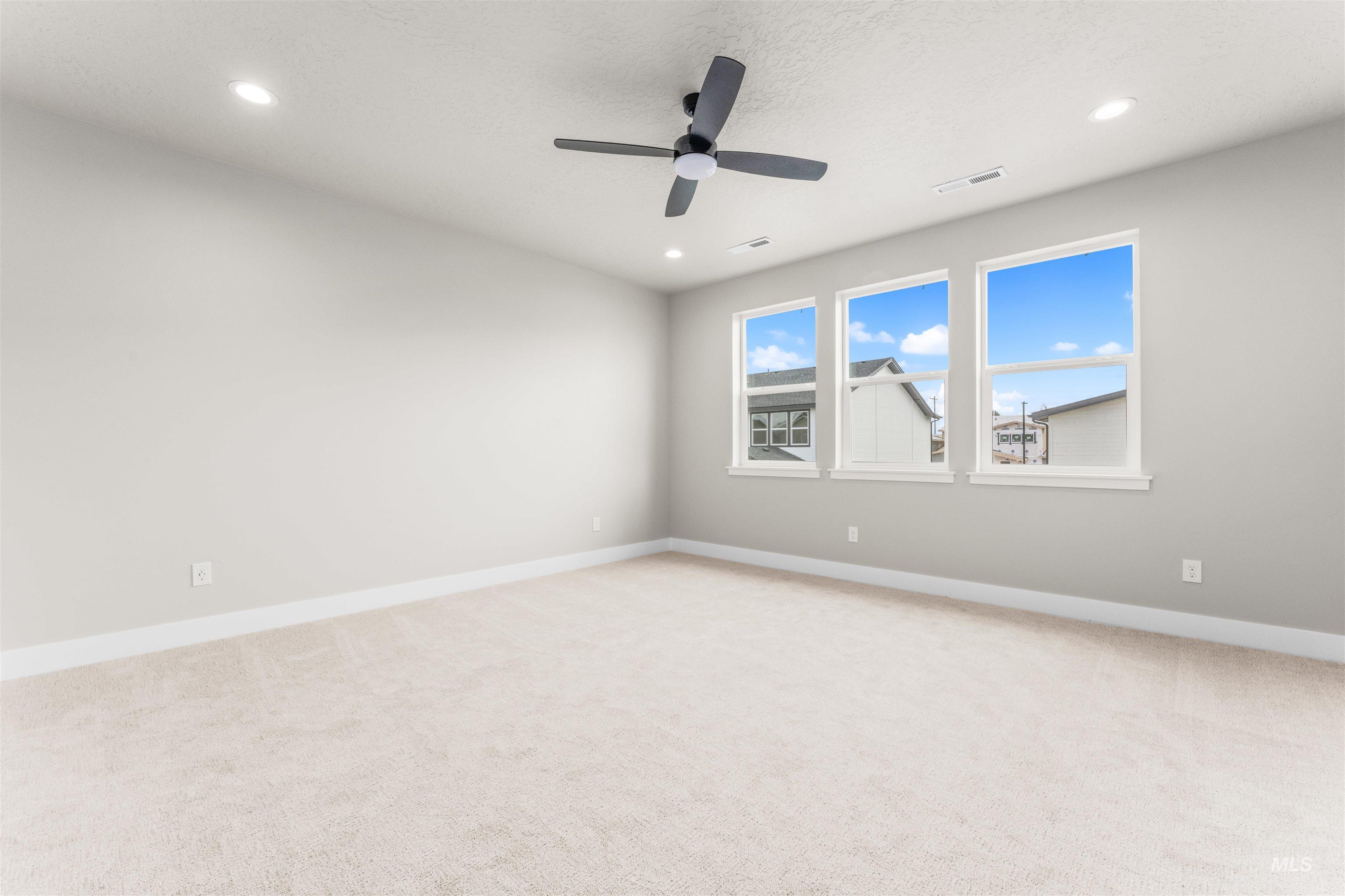 2877 W Jutland Property Photo 17