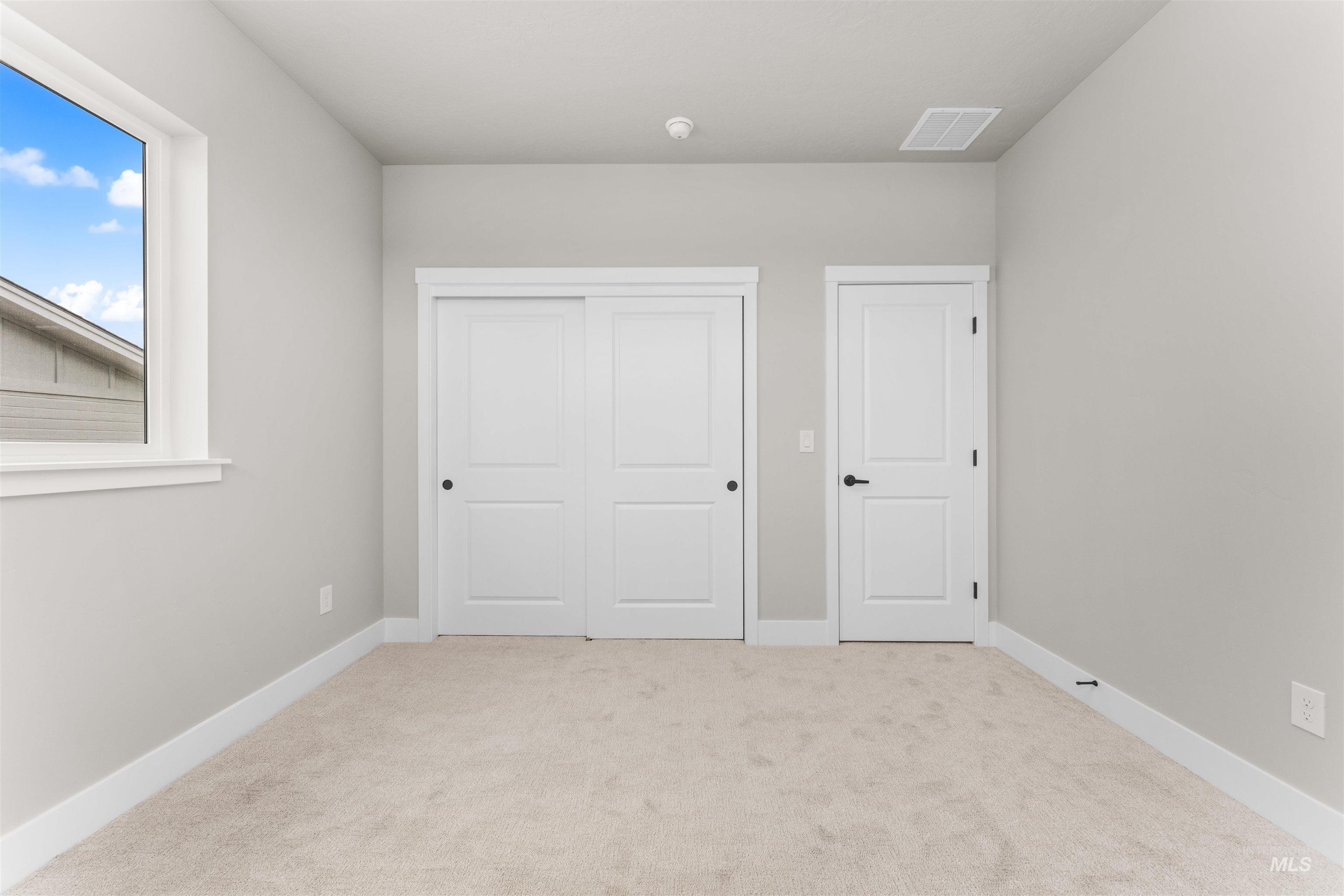 2877 W Jutland Property Photo 34