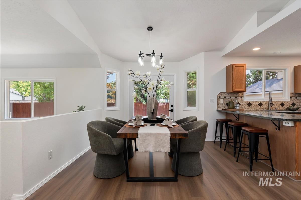 4484 S Santa Cruz Way Property Photo 10