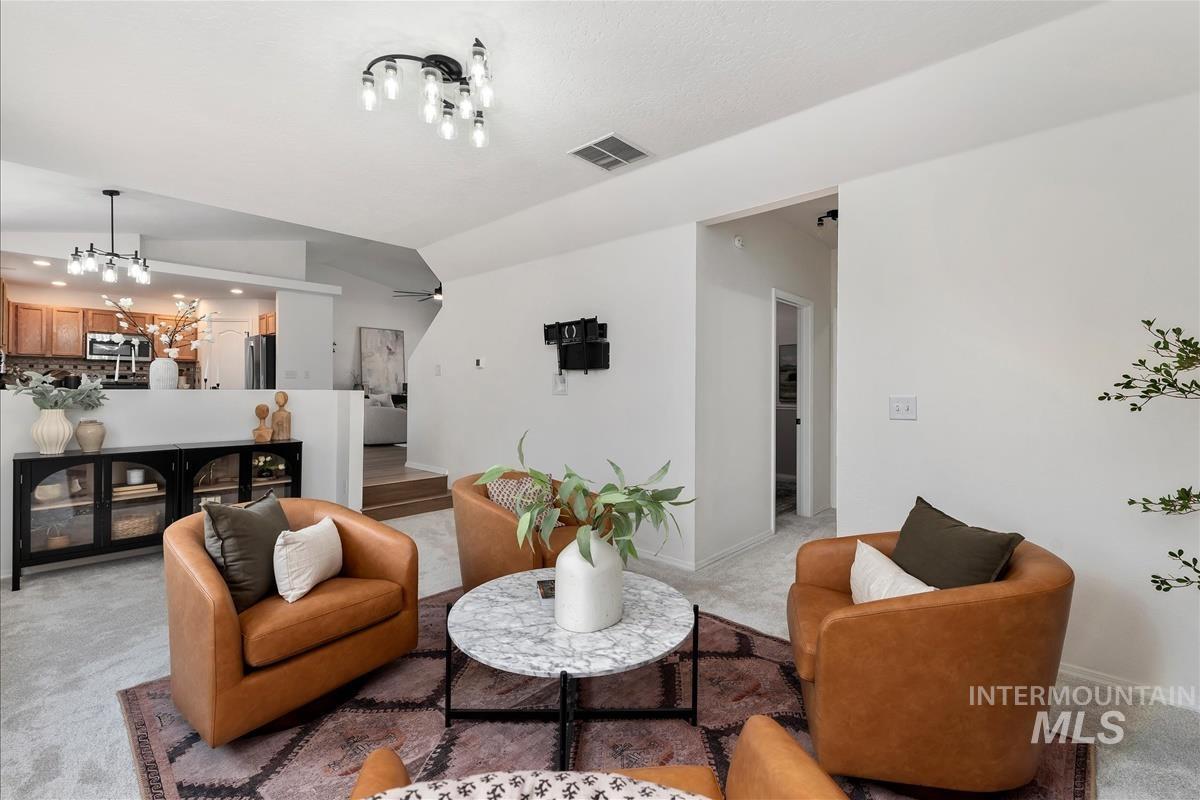 4484 S Santa Cruz Way Property Photo 15