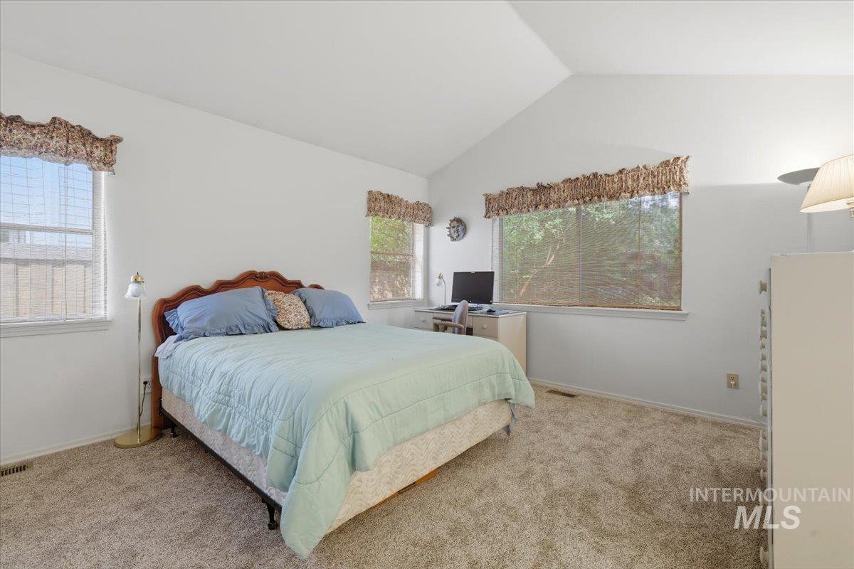 2401 S Swallowtail Ln Property Photo 29