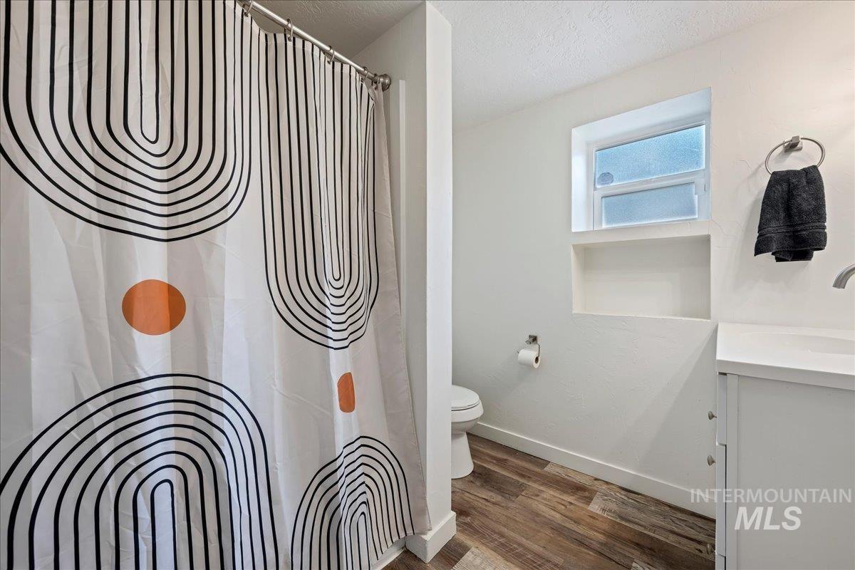 820 E Elgin St Property Photo 18