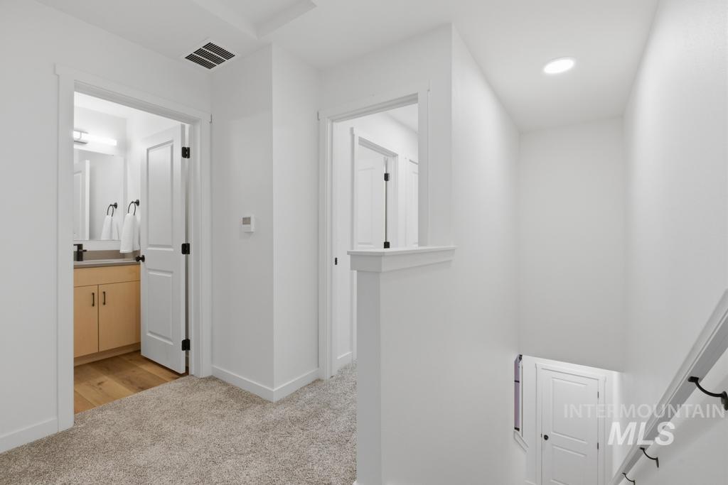7540 W Swain Lane Property Photo 14