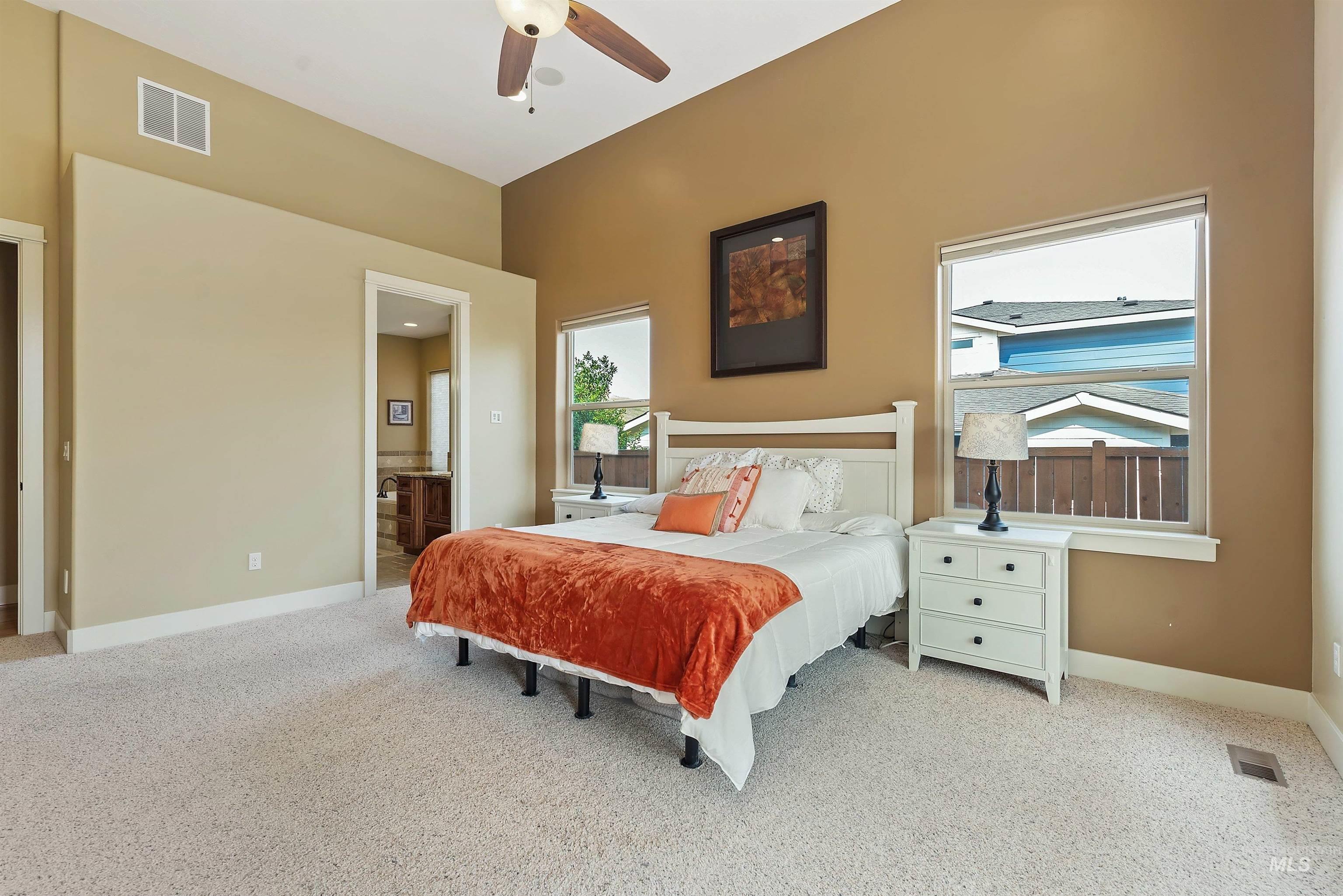 4026 W Deerpath Drive Property Photo 25