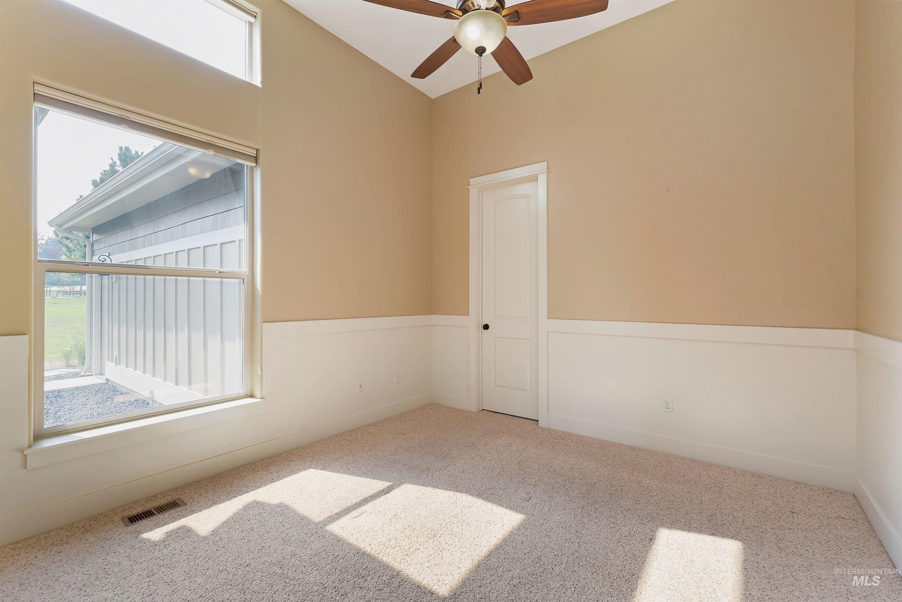 4026 W Deerpath Drive Property Photo 33