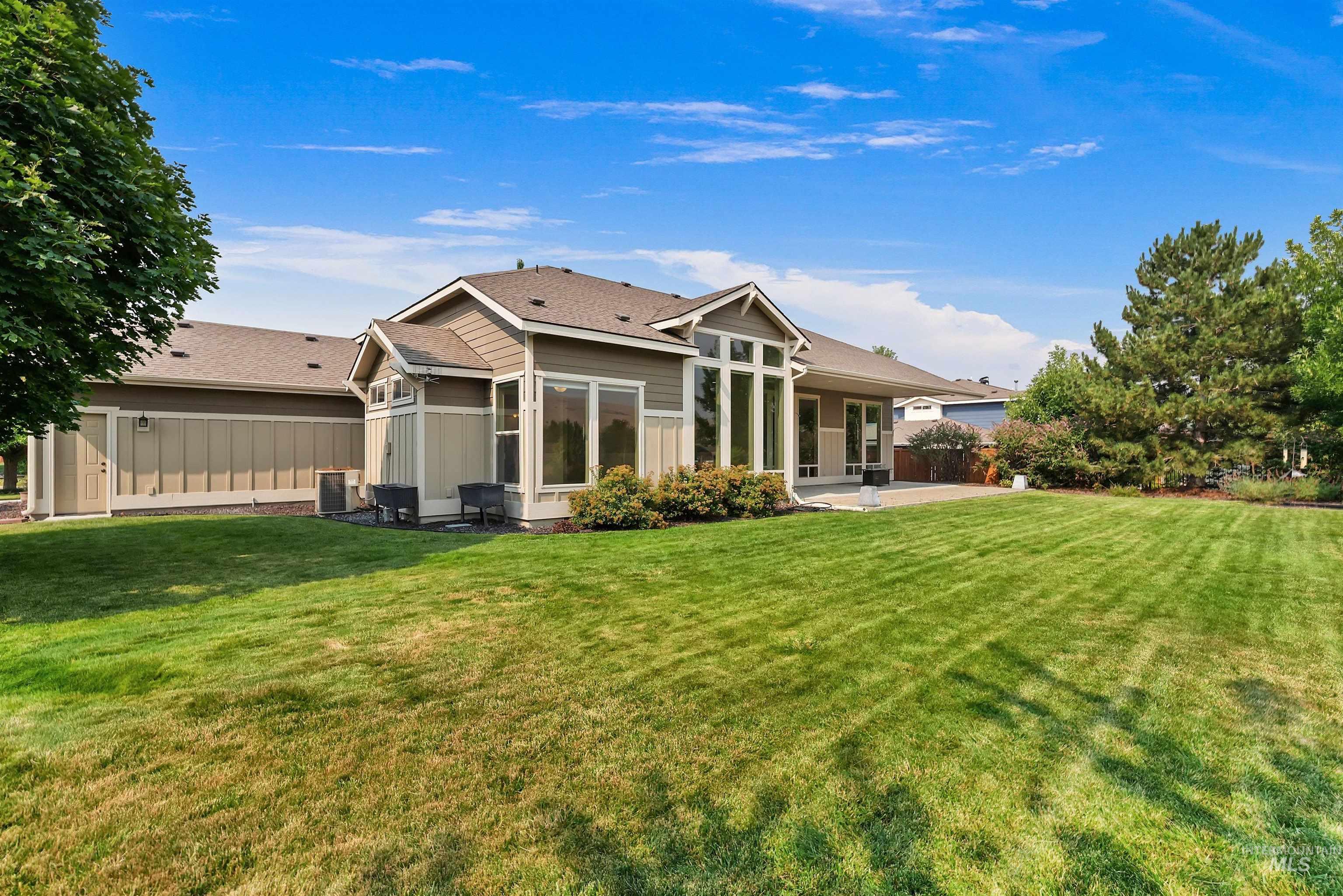 4026 W Deerpath Drive Property Photo 41