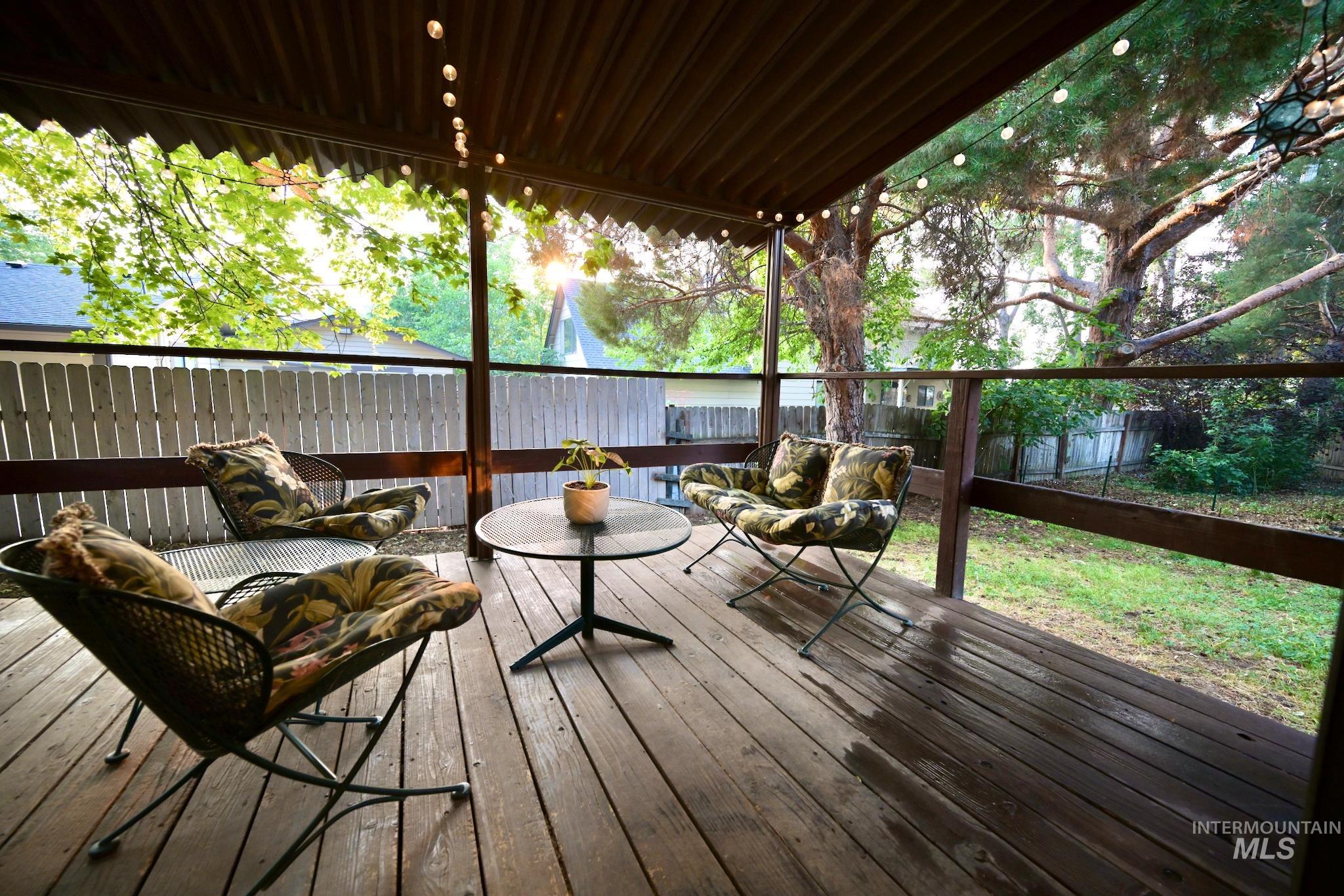 5541 N Samson Ave. Property Photo 38