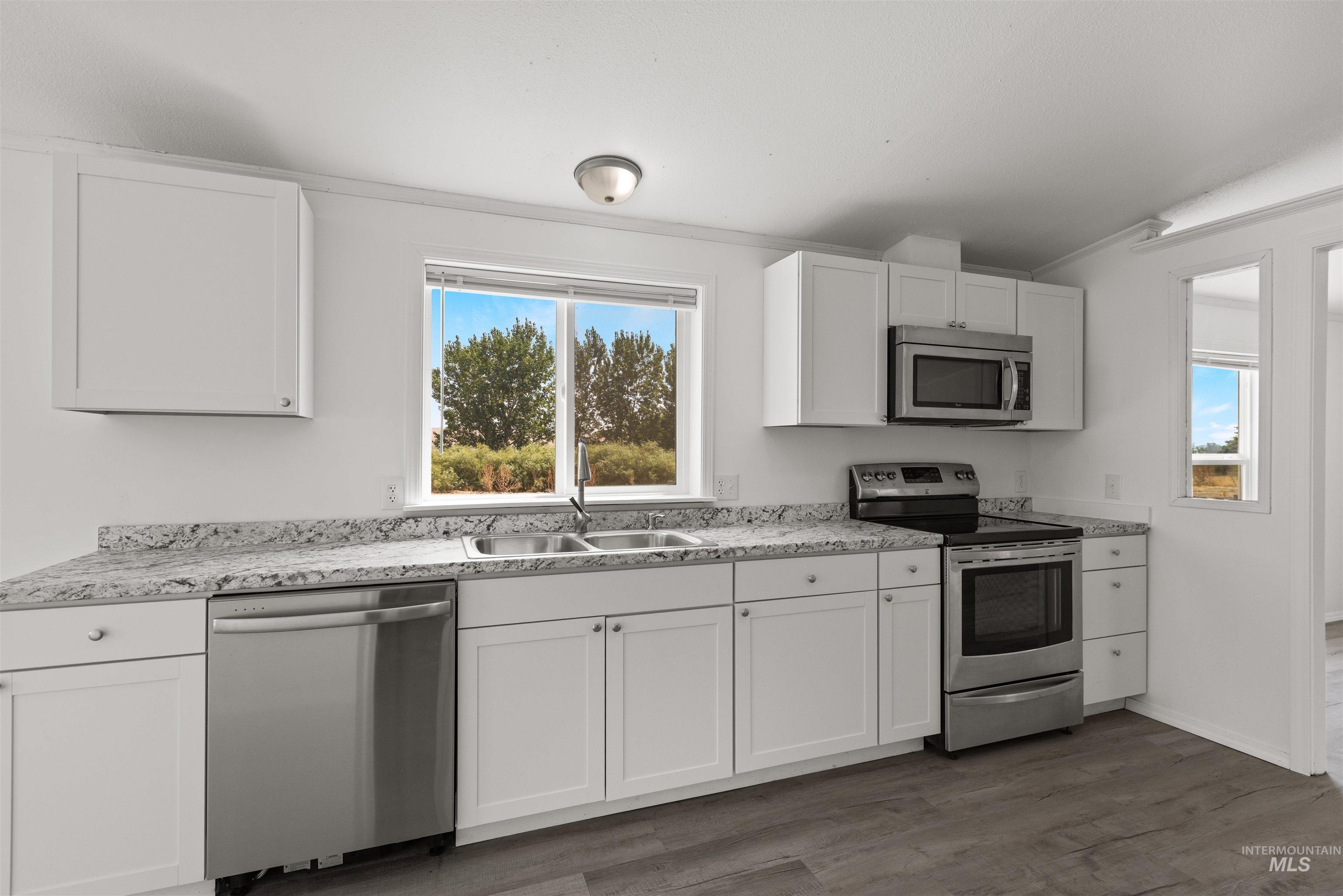 5860 El Paso Rd. Property Photo 6