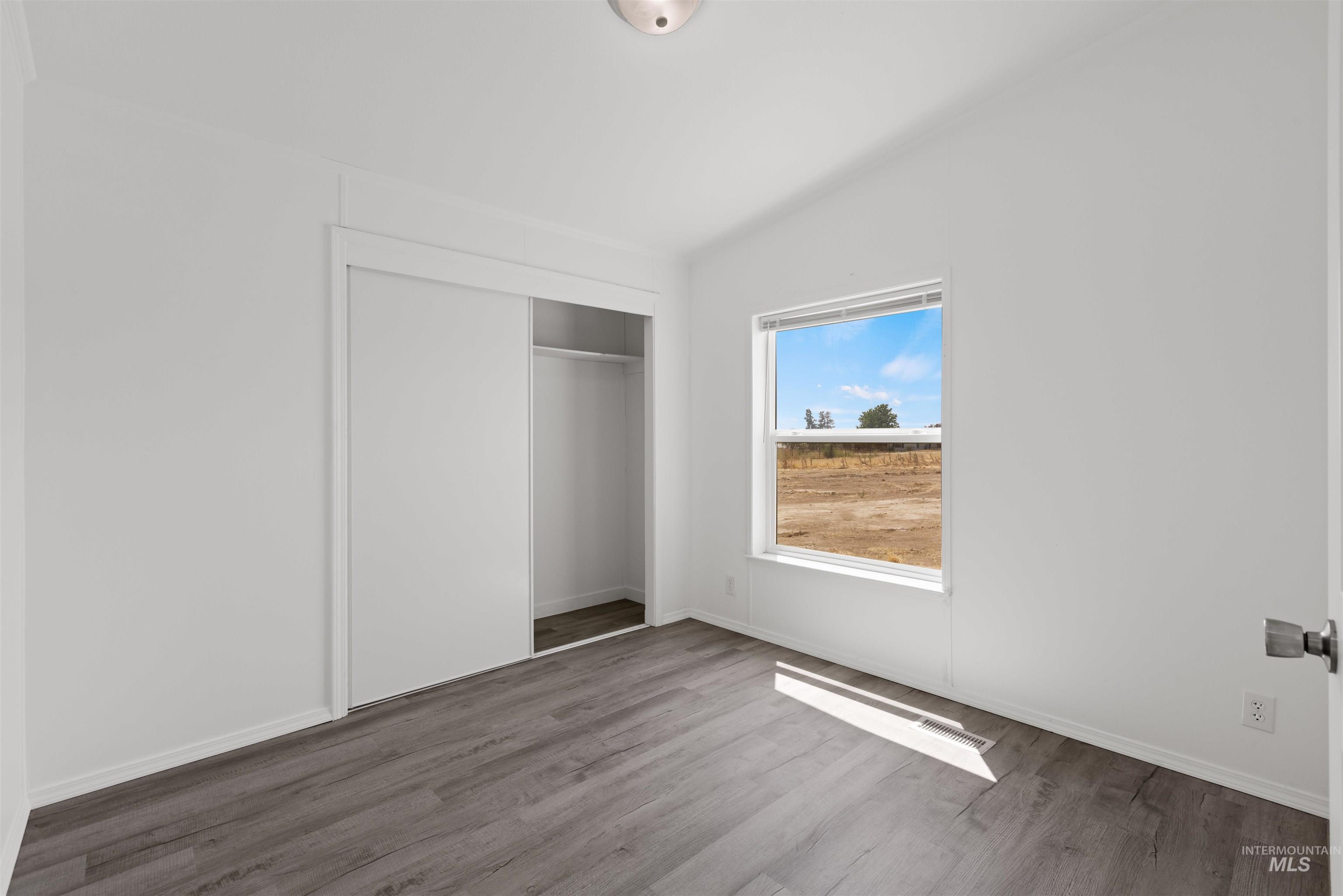 5860 El Paso Rd. Property Photo 10