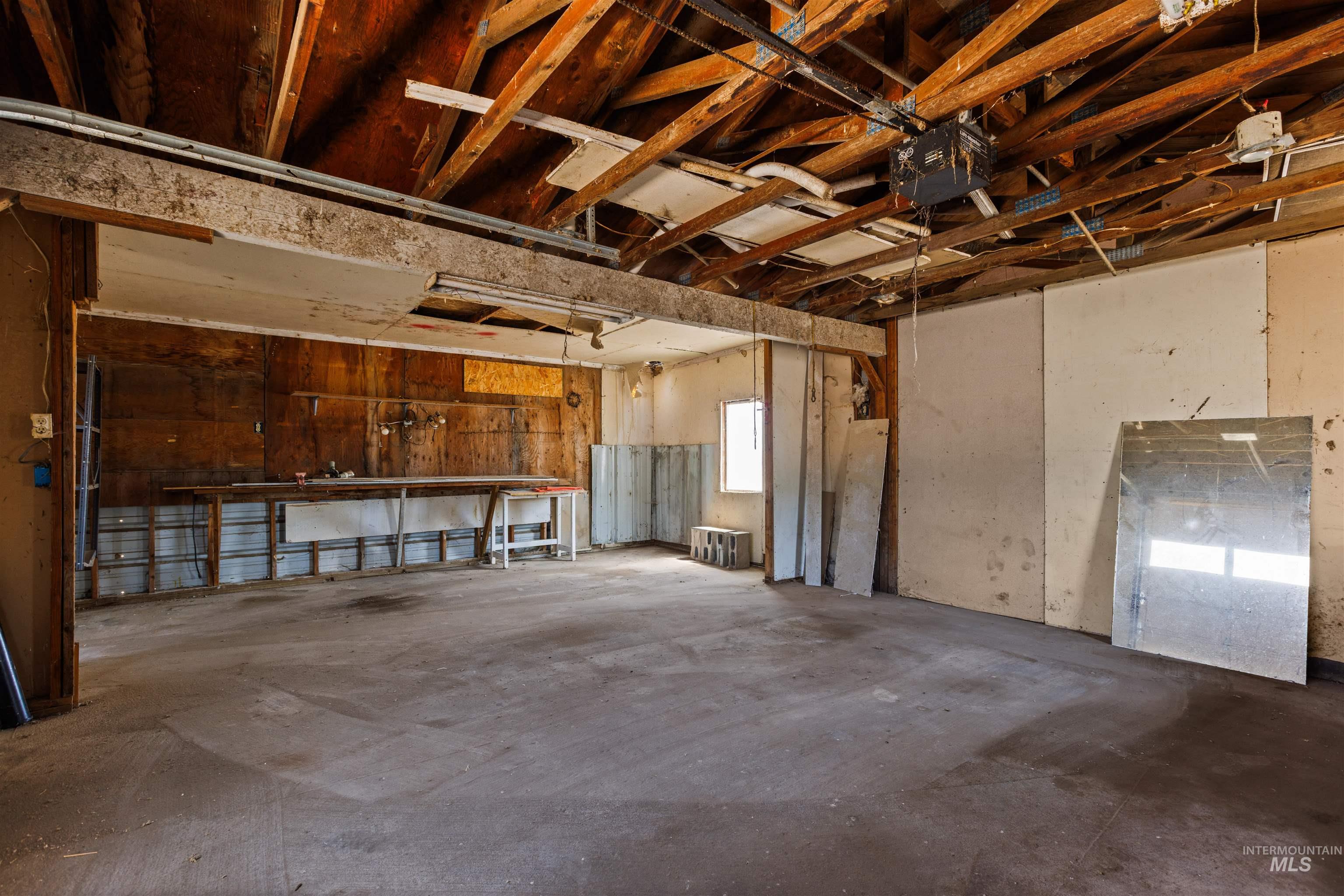5860 El Paso Rd. Property Photo 17