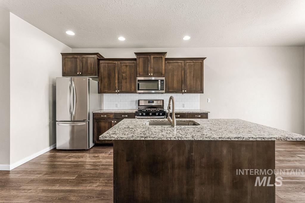 2193 S Hills Ave. Property Photo 19